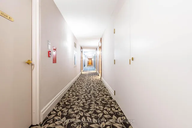 Additional property image - 1 Lee Centre Dr Unit 1506