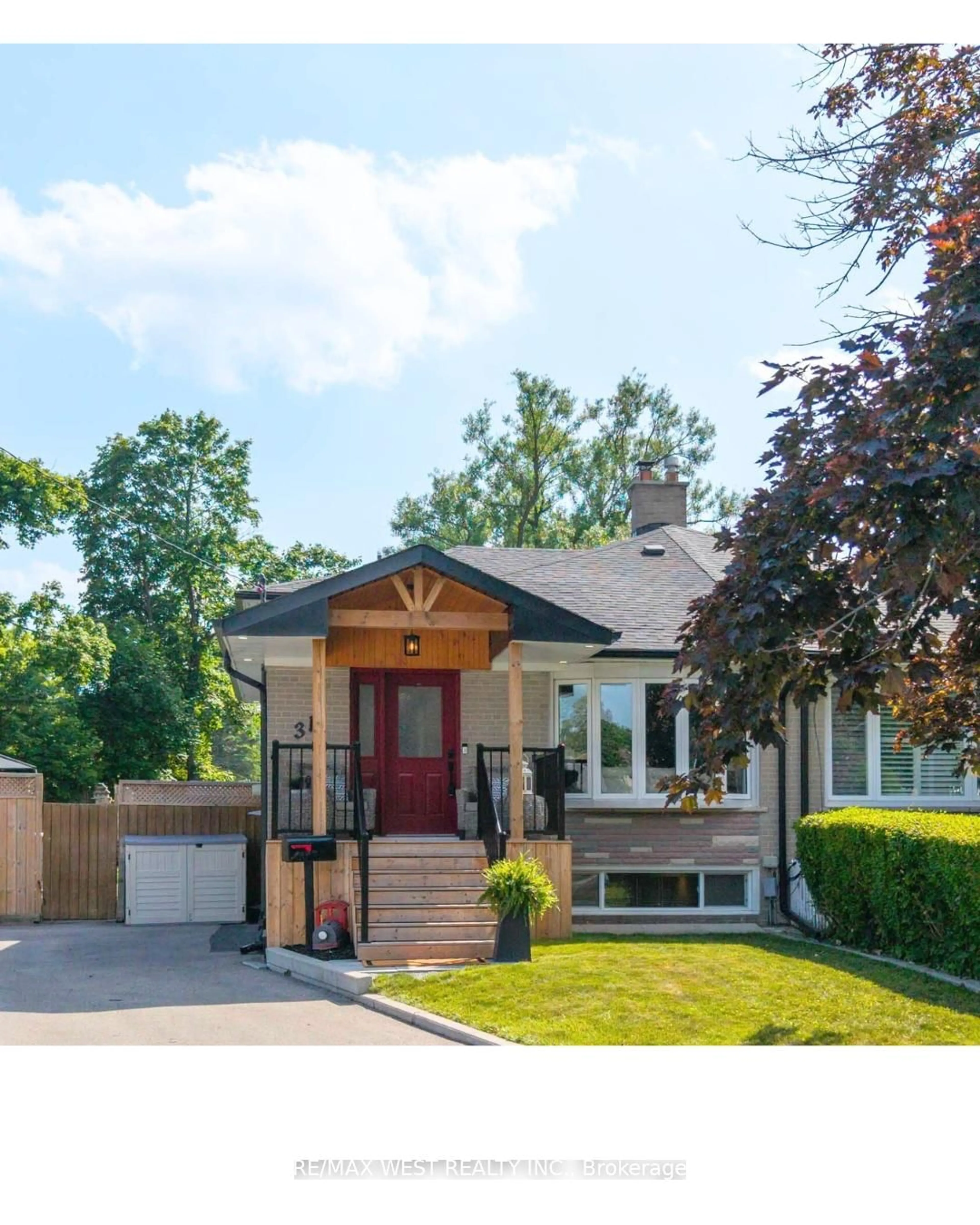 Home with brick exterior material, street for 31 Pixley Cres, Toronto Ontario M1E 3G5