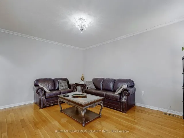 Additional image 37 of 47 Skipperhill Cres