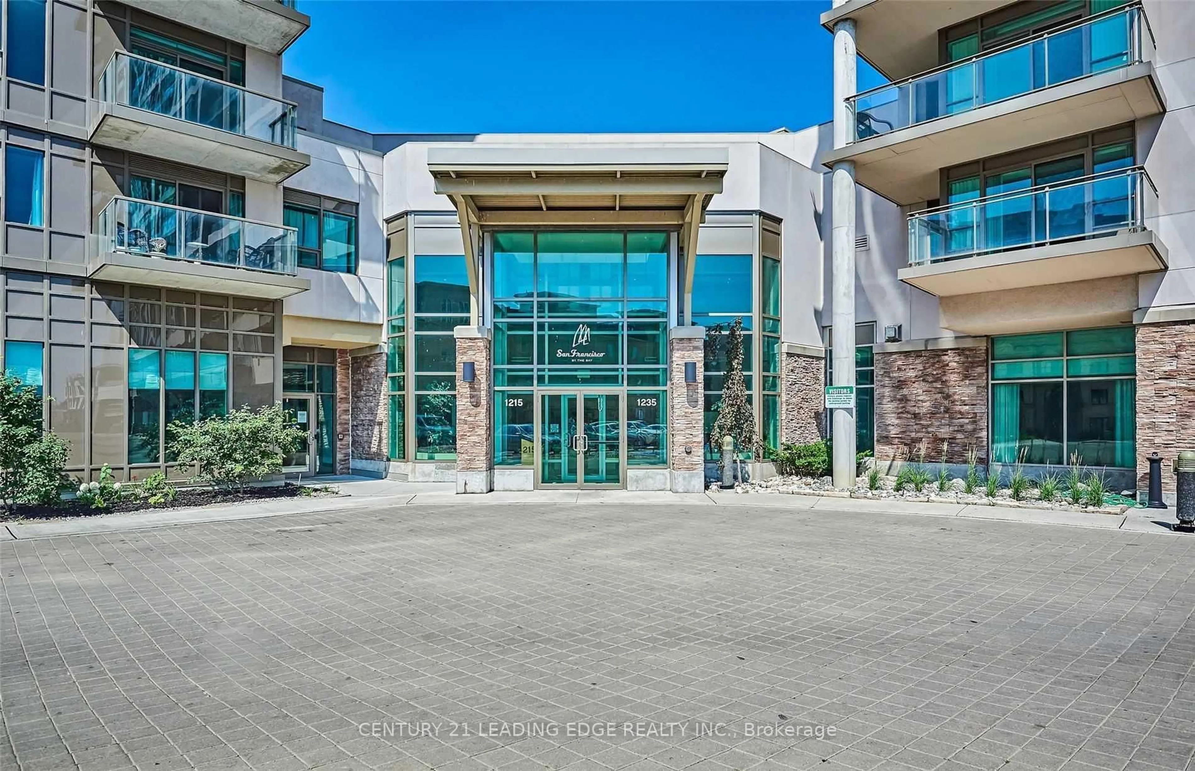 Indoor foyer for 1215 Bayly St #1302, Pickering Ontario L1W 1L7