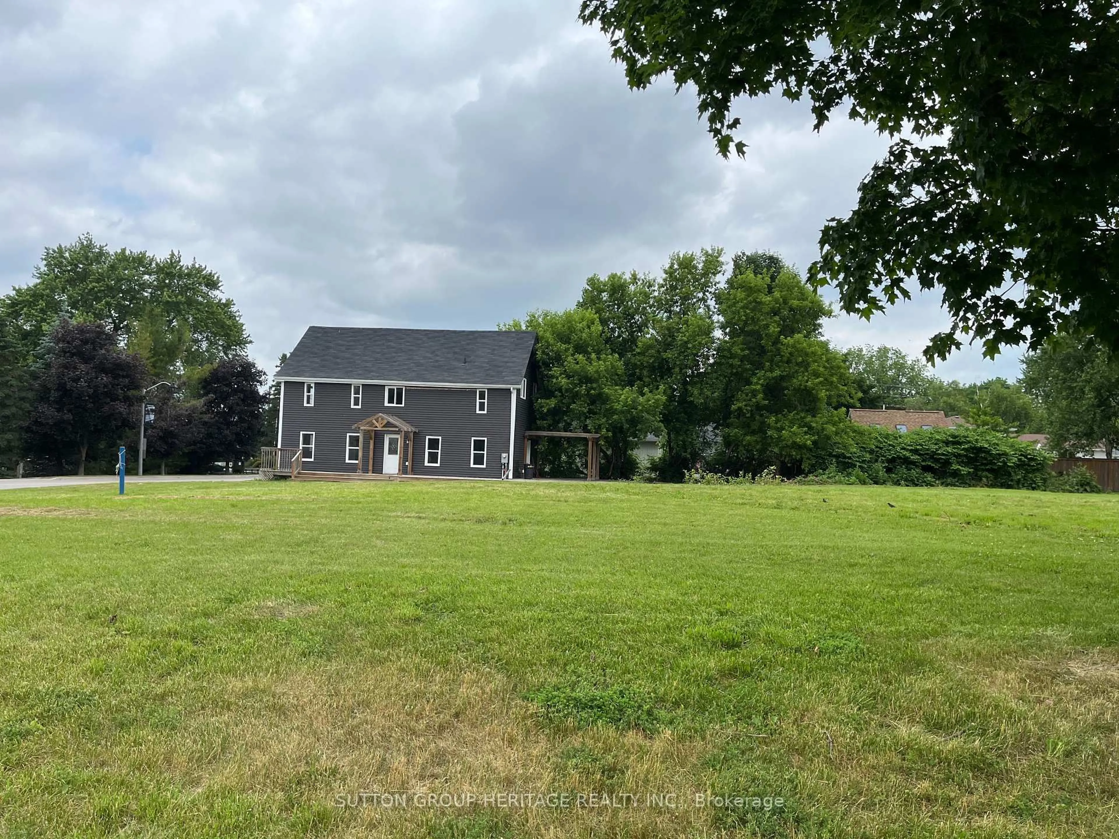 A pic from outside/outdoor area/front of a property/back of a property/a pic from drone, unknown for 4973 Old Brock Rd, Pickering Ontario L1Y 1A9