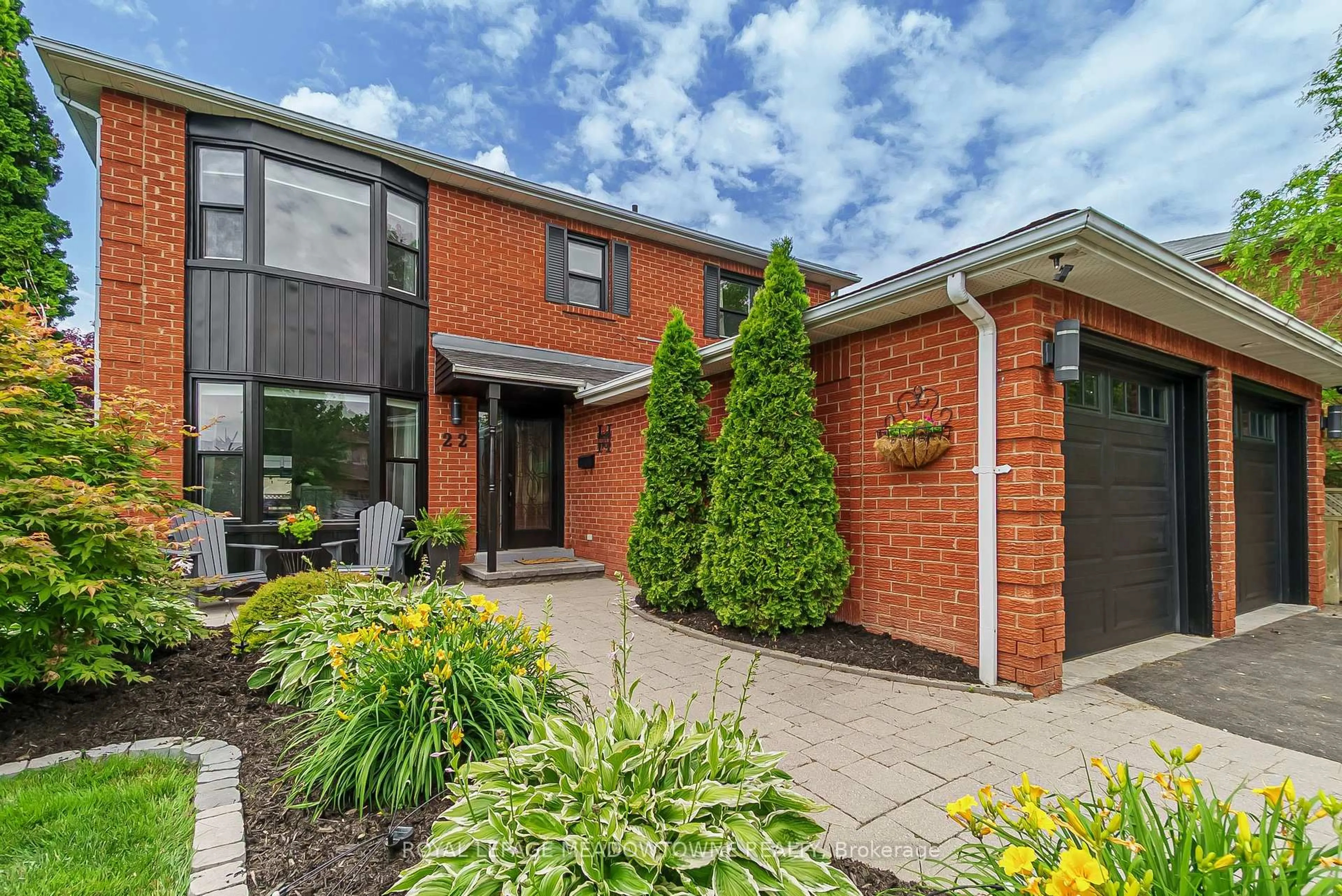 Home with brick exterior material, street for 22 Catherine Dr, Whitby Ontario L1R 1K8