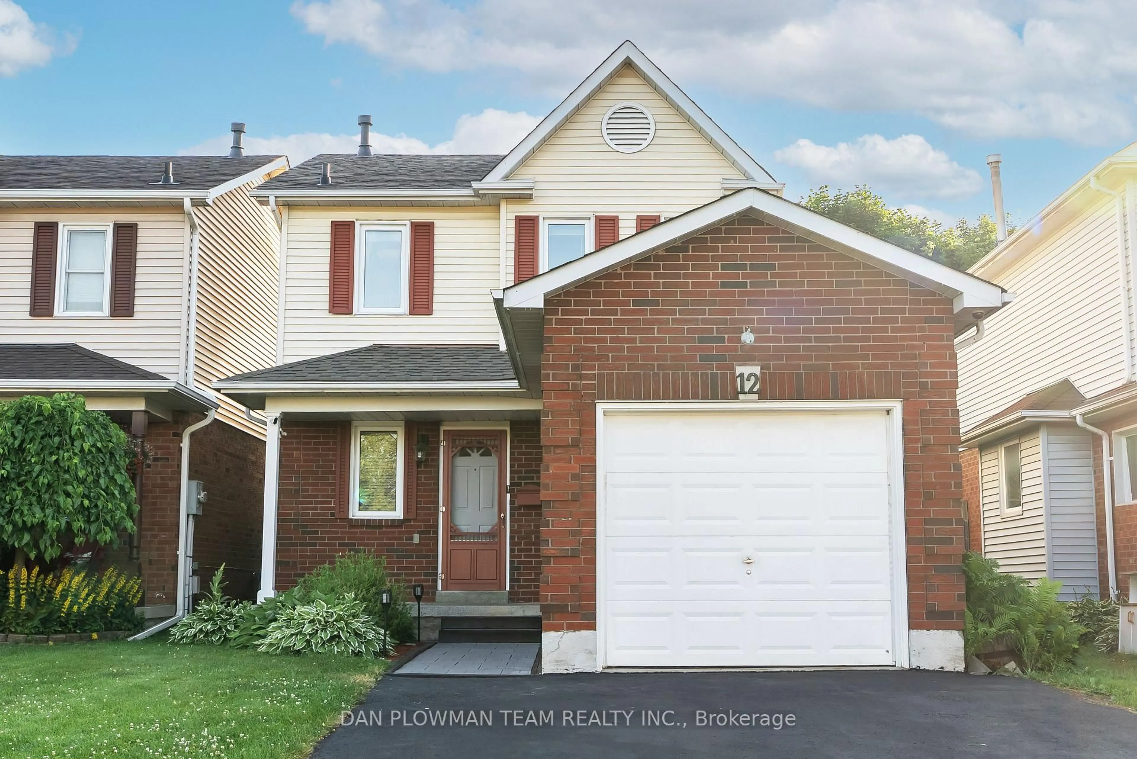 Home with brick exterior material, street for 12 Longwood Crt, Clarington Ontario L1E 1R8