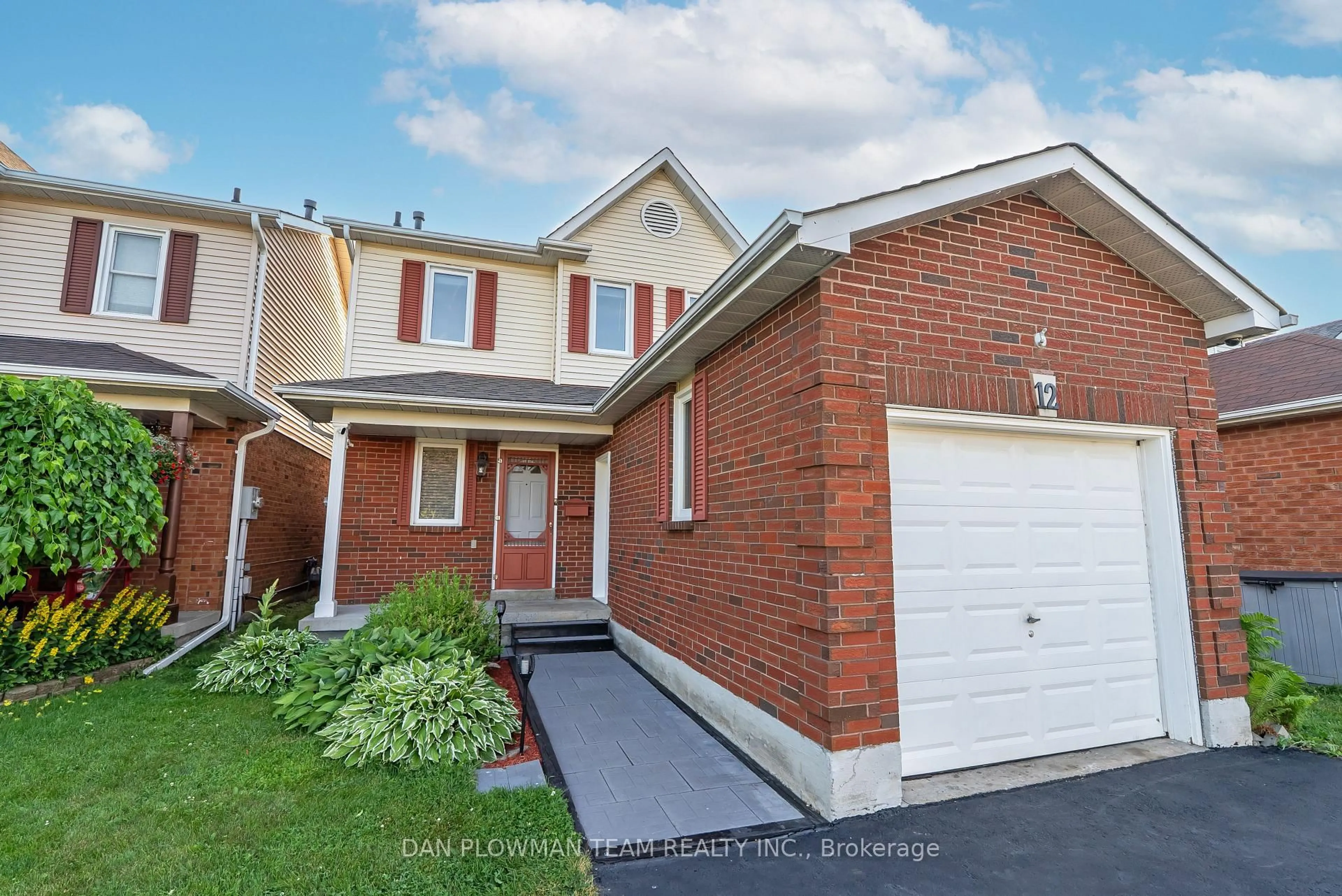 Home with brick exterior material, street for 12 Longwood Crt, Clarington Ontario L1E 1R8