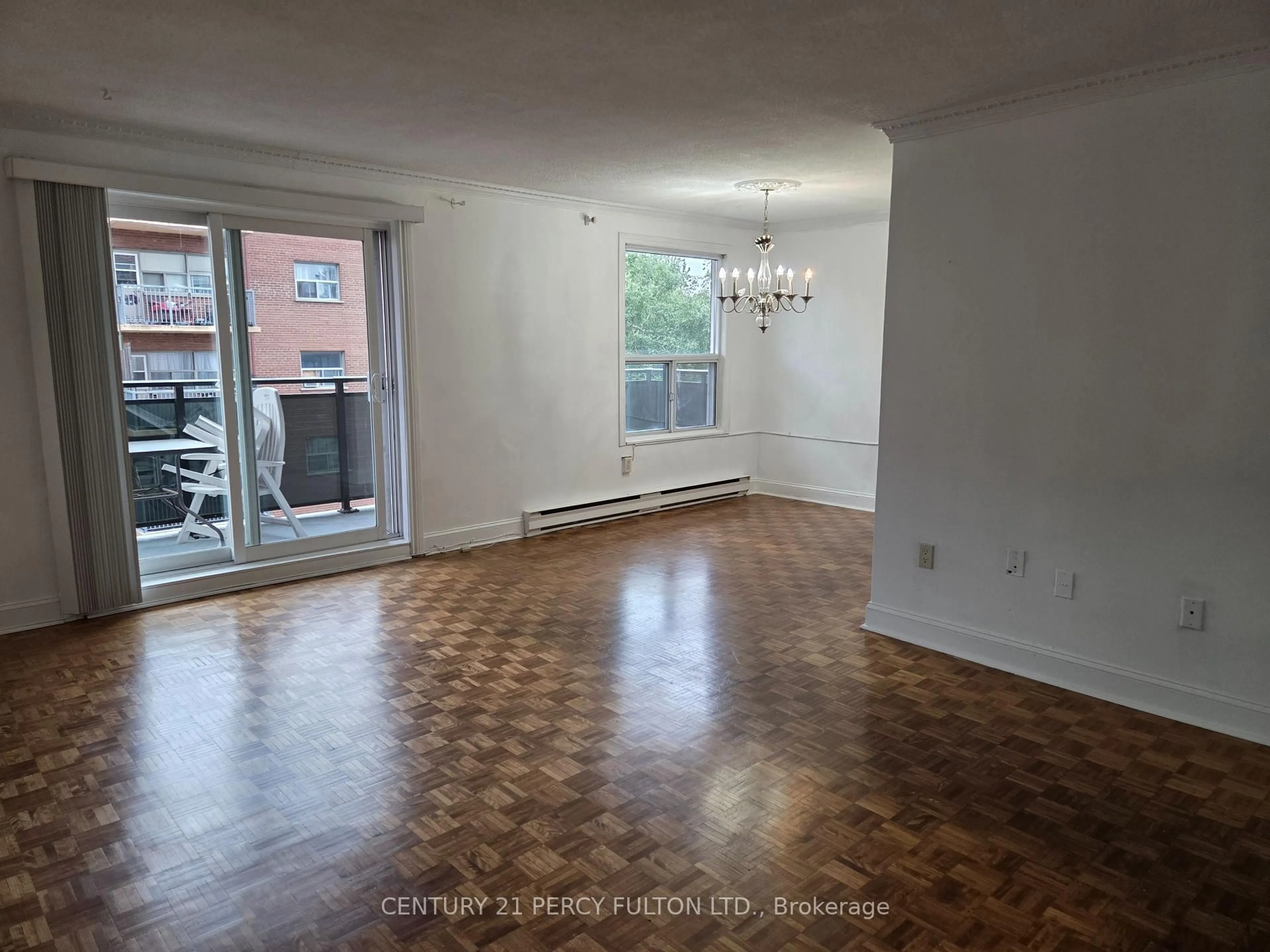 A pic of a room for 855 Kennedy Rd #304, Toronto Ontario M1K 2E3