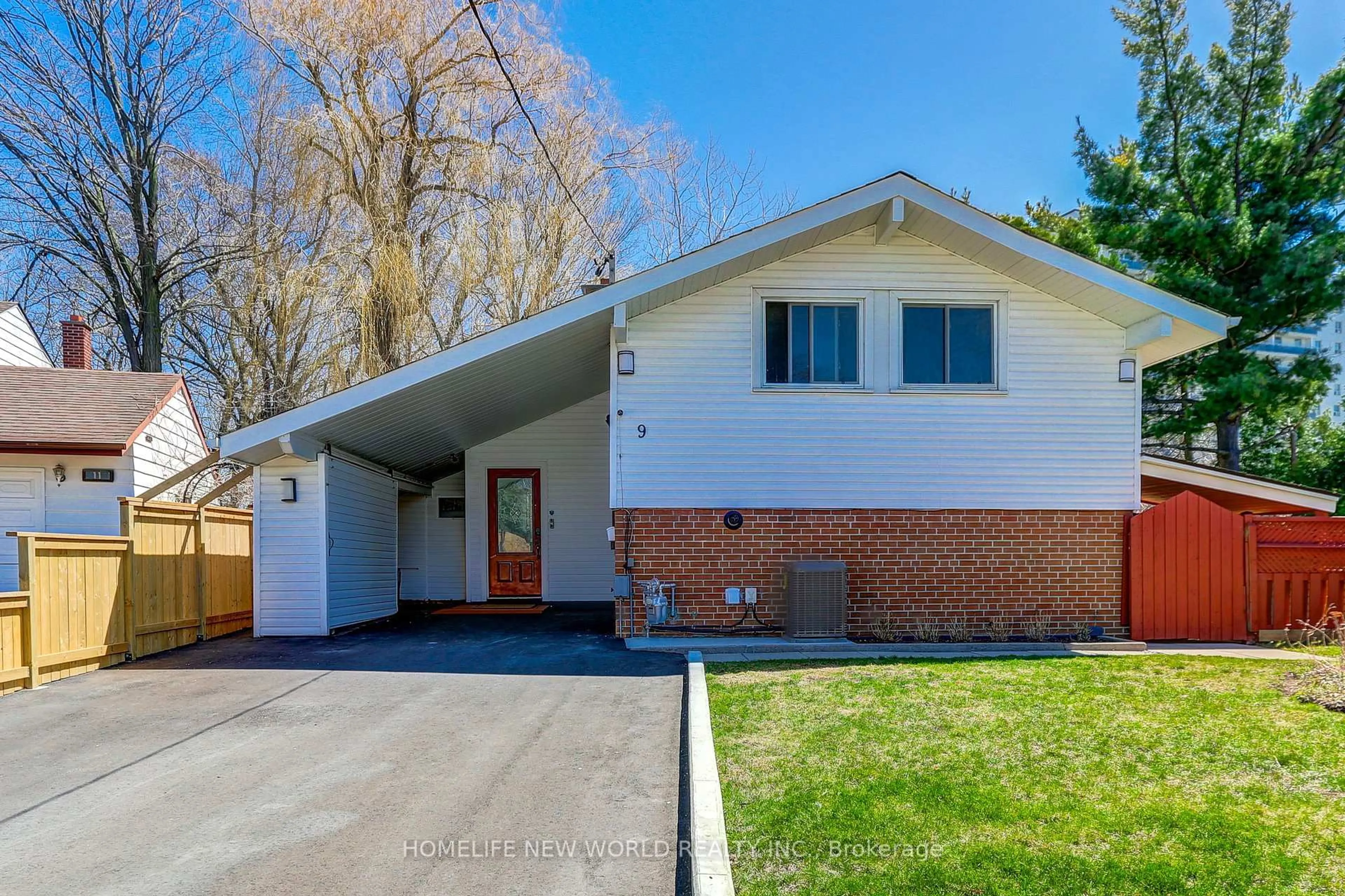 Home with vinyl exterior material, street for 9 Ladysbridge Dr, Toronto Ontario M1G 3H5