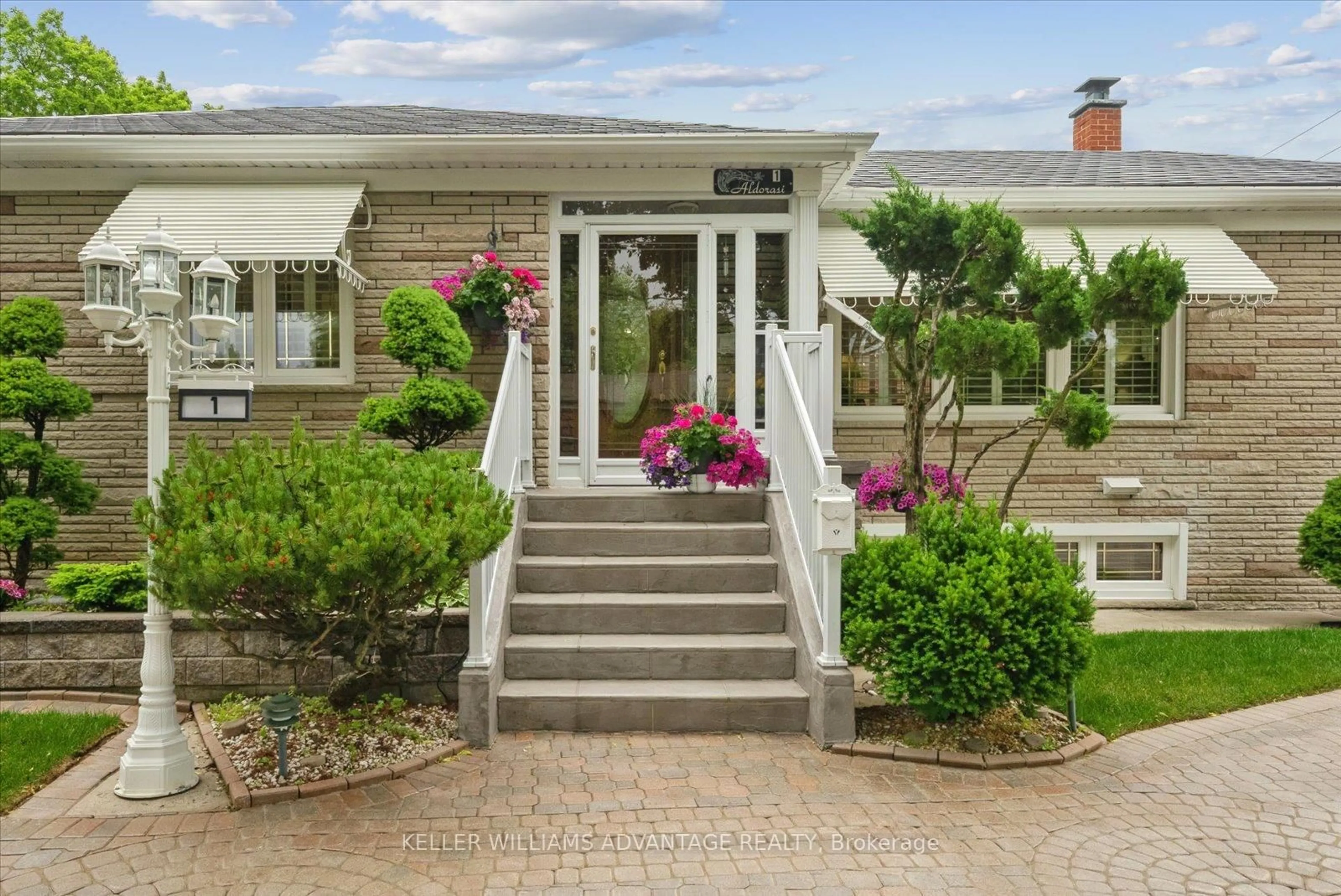 Unknown for 1 Montvale Dr, Toronto Ontario M1M 3E5