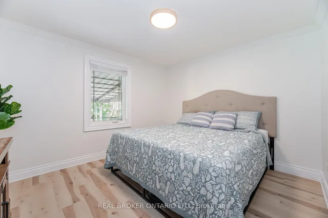 Additional image 30 of 18 Adanac Dr