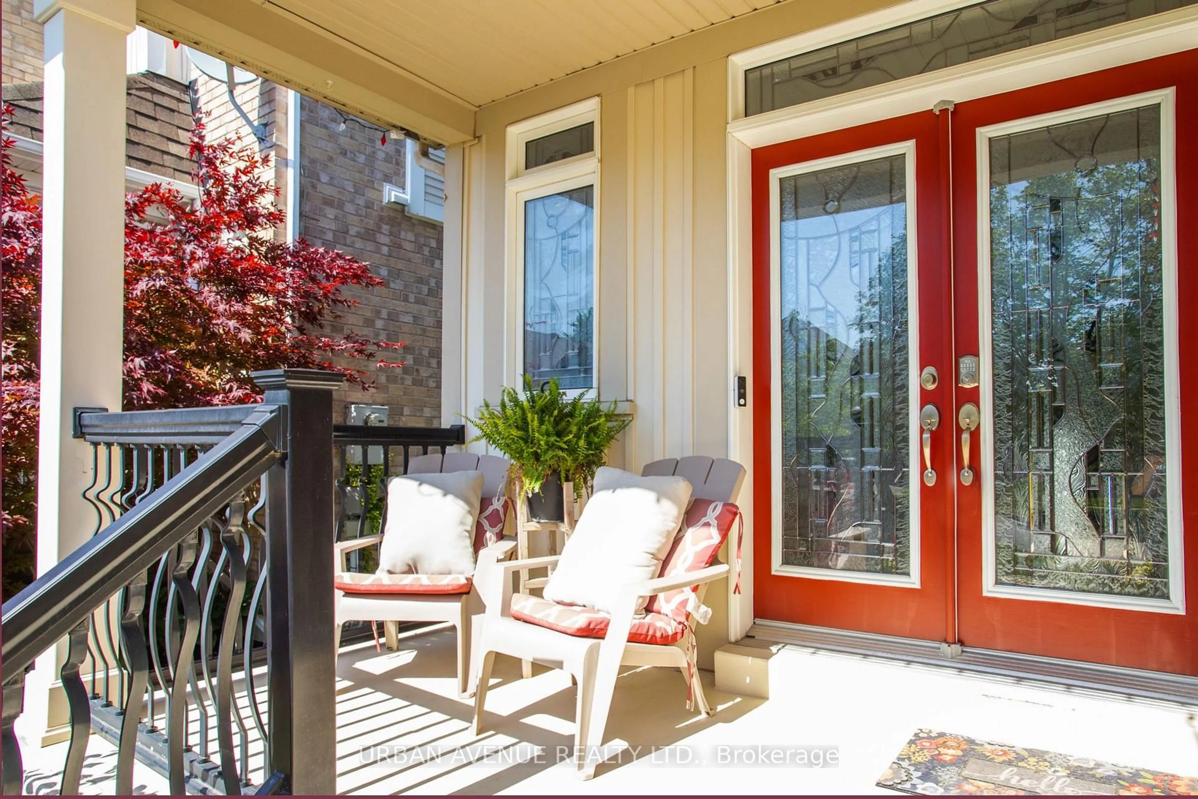 Indoor entryway for 27 Mccorkell St, Clarington Ontario L1C 0C1