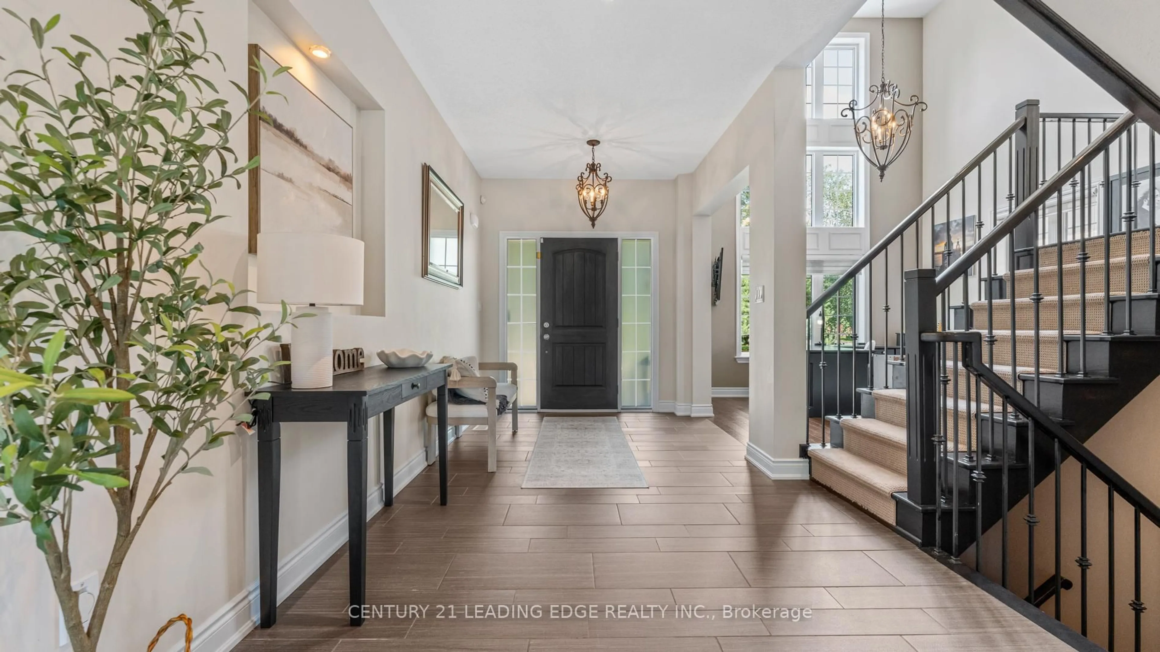 Indoor entryway for 3295 Tooley Rd, Clarington Ontario L1E 2K1