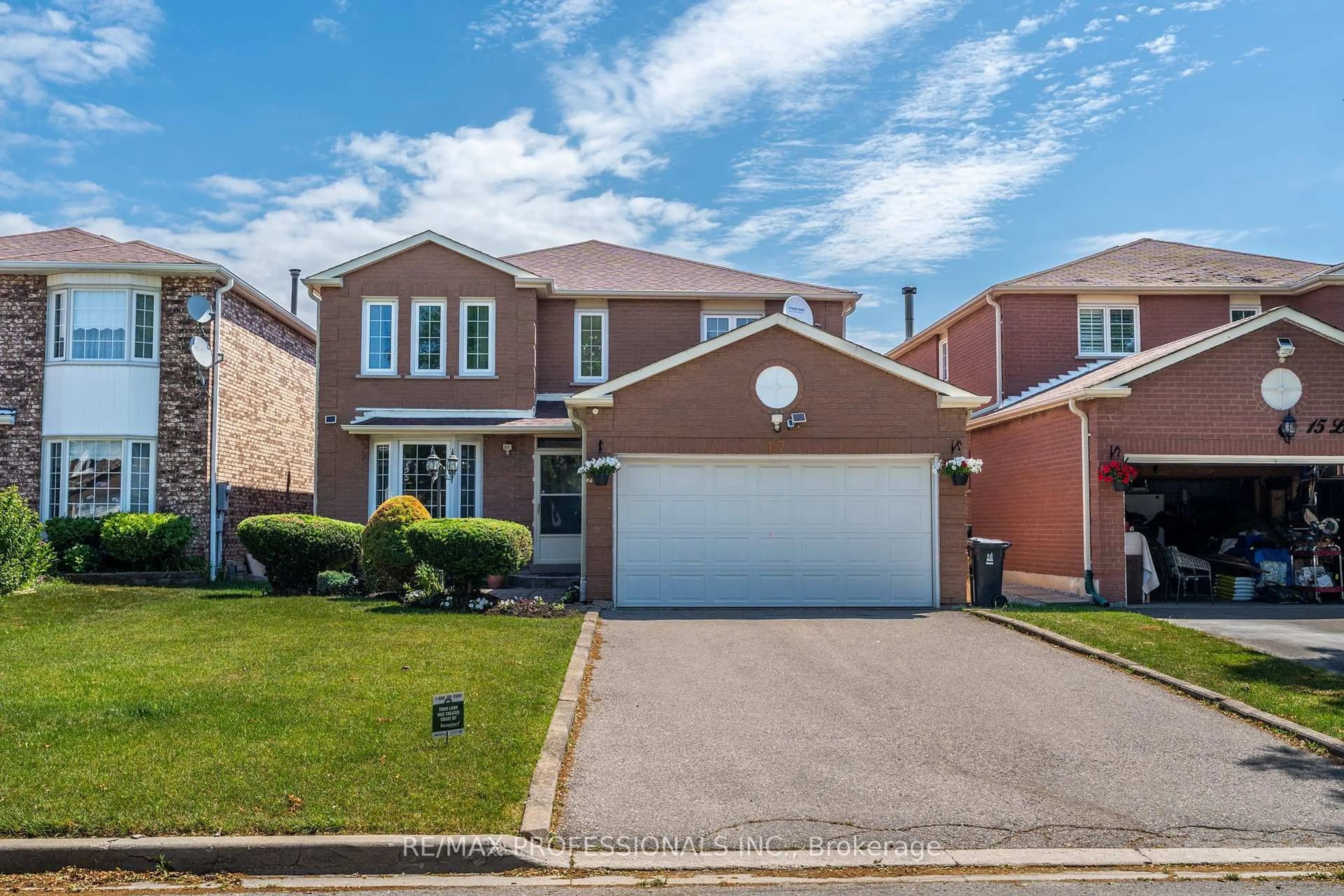 Home with brick exterior material, street for 17 Lavery Tr, Toronto Ontario M1C 4T6