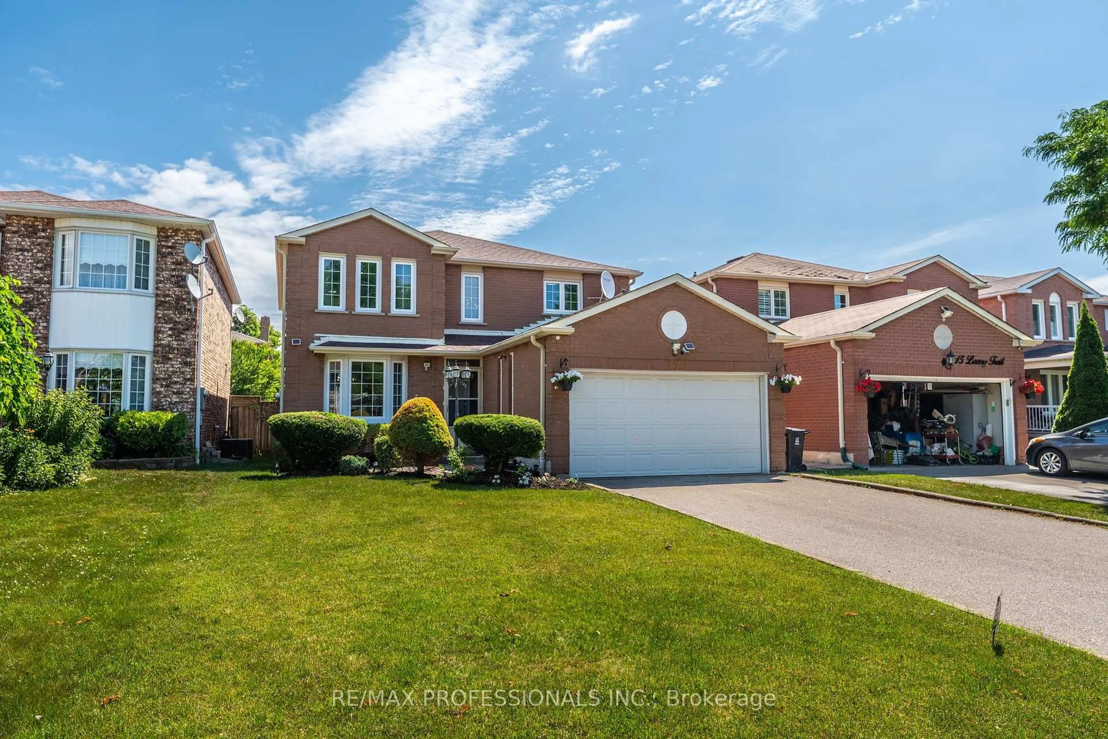 Home with brick exterior material, street for 17 Lavery Tr, Toronto Ontario M1C 4T6