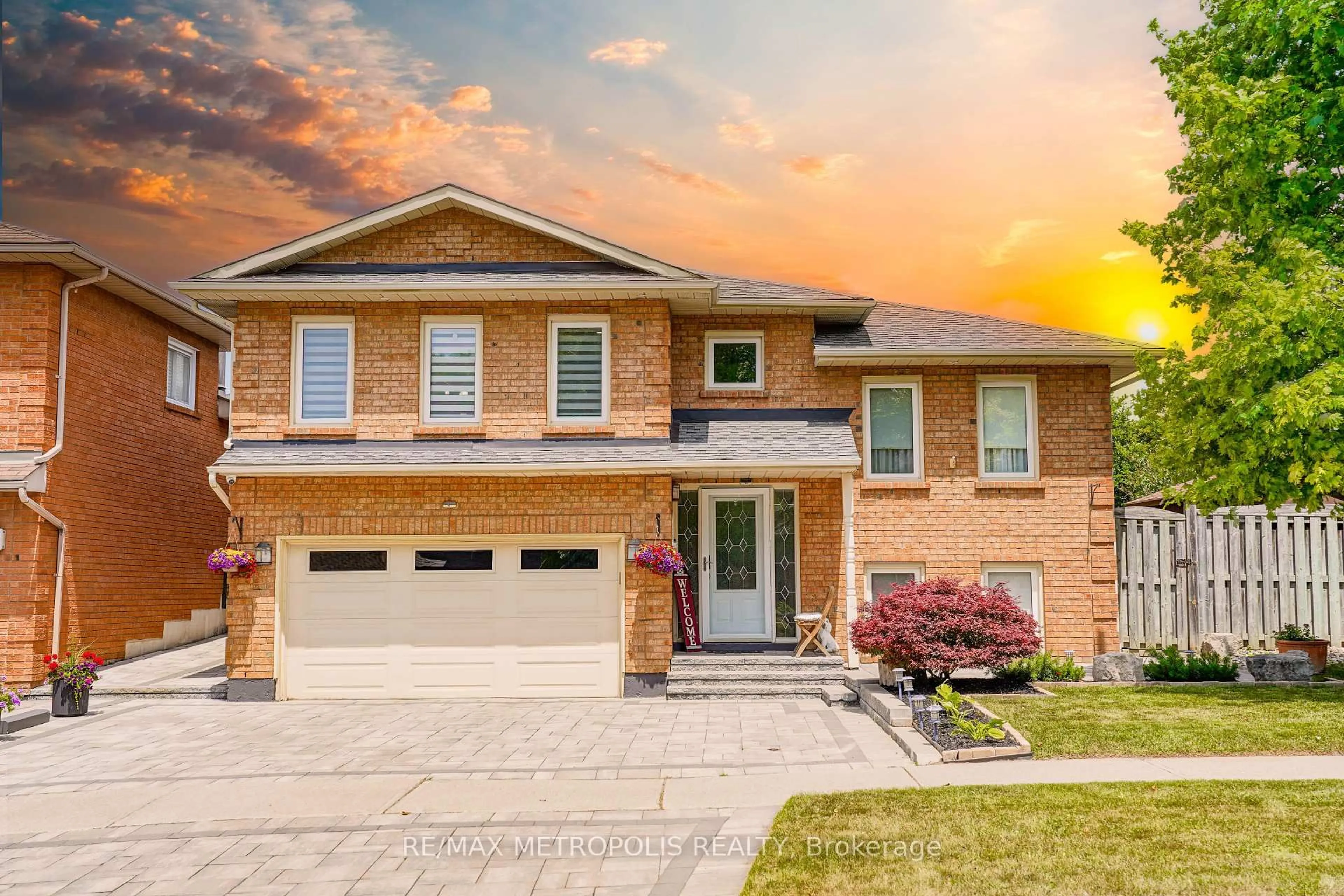 Home with brick exterior material, street for 26 Limestone Cres, Whitby Ontario L1N 8N7