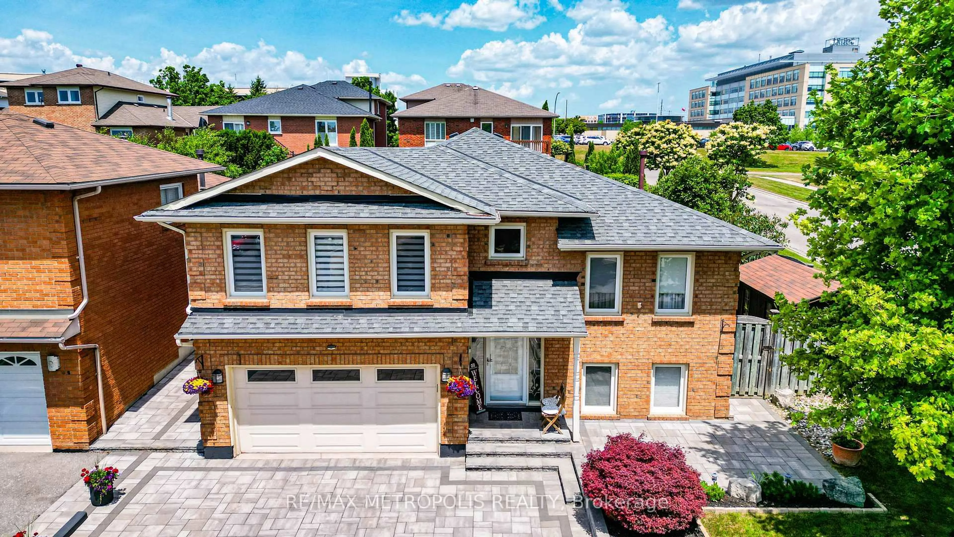 Home with brick exterior material, street for 26 Limestone Cres, Whitby Ontario L1N 8N7