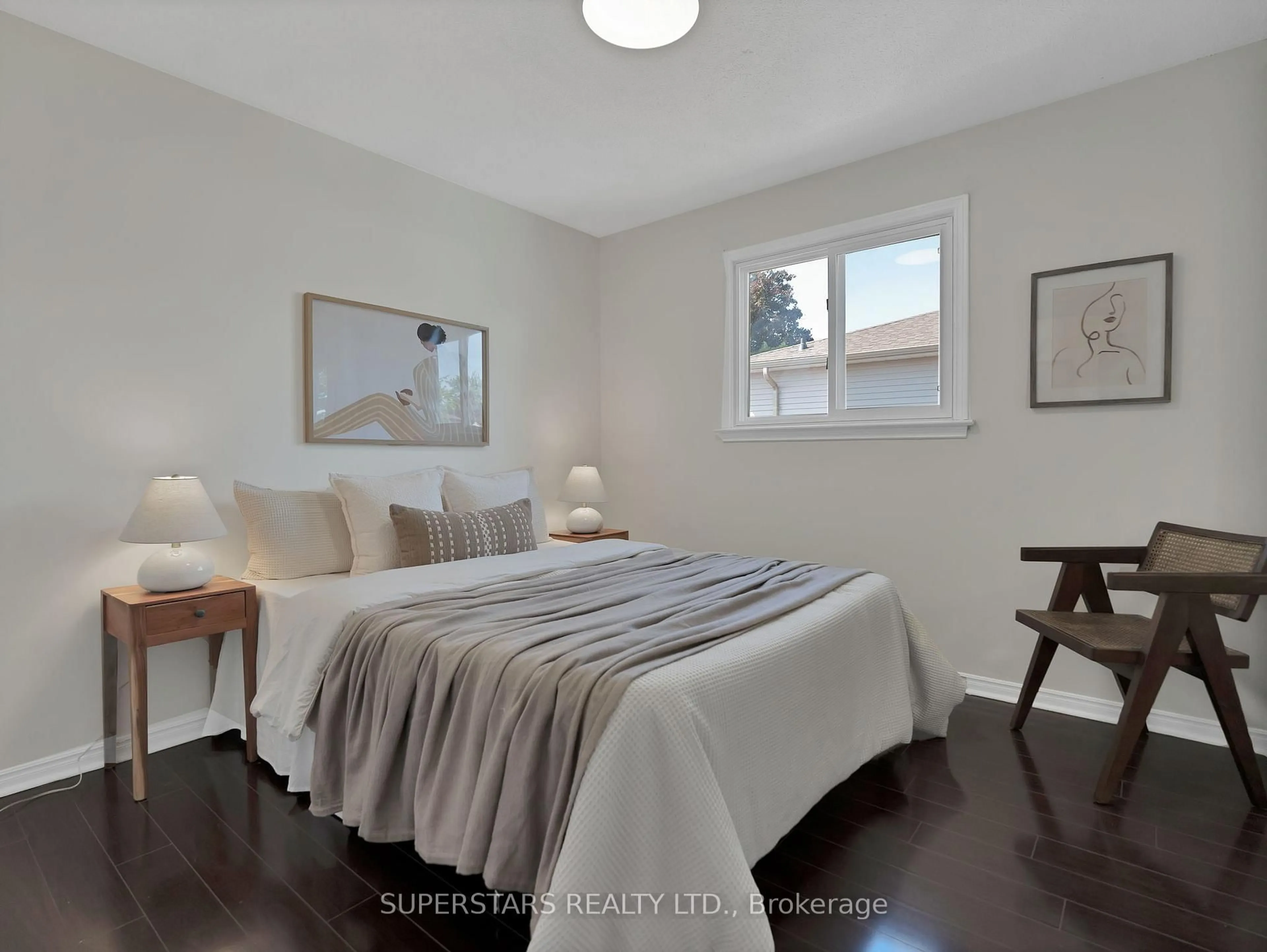 Bedroom with bed, wood/laminate floor for 62 Rainbow Ridge Ave, Toronto Ontario M1B 2H9