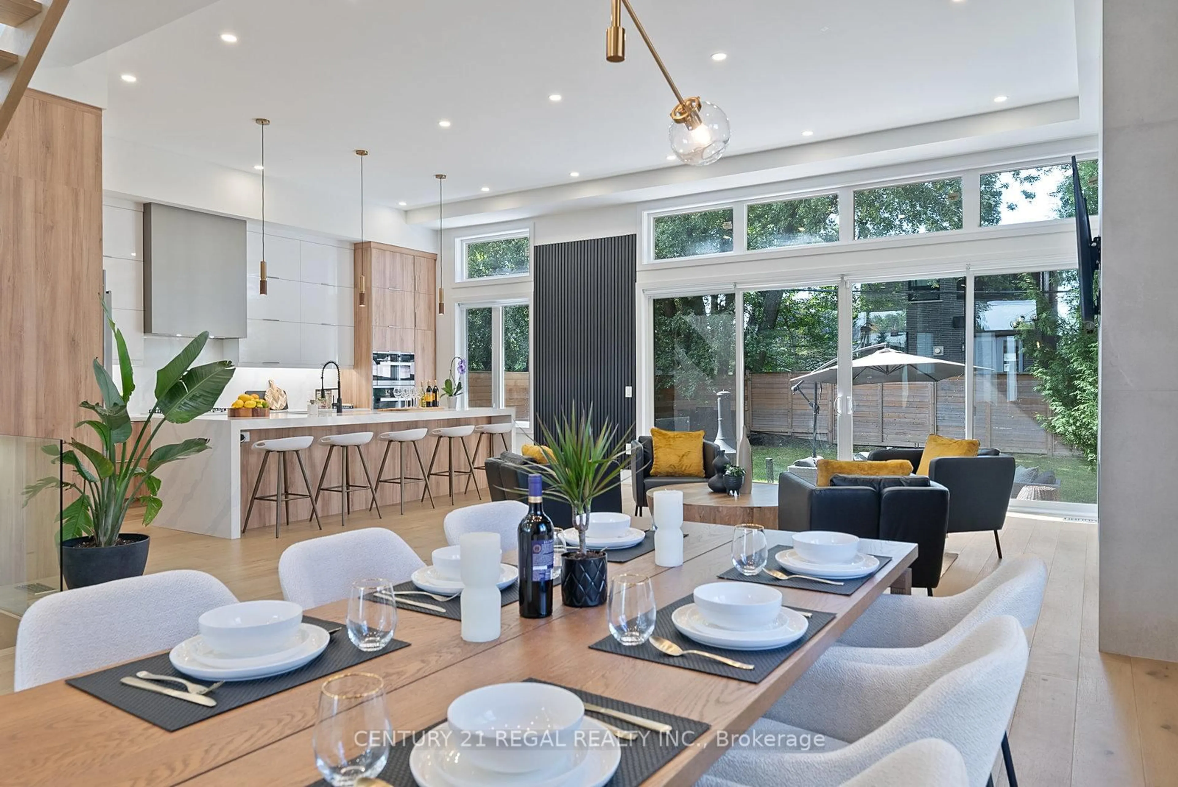 Open concept kitchen, unknown for 84 Bexhill Ave, Toronto Ontario M1L 3C1