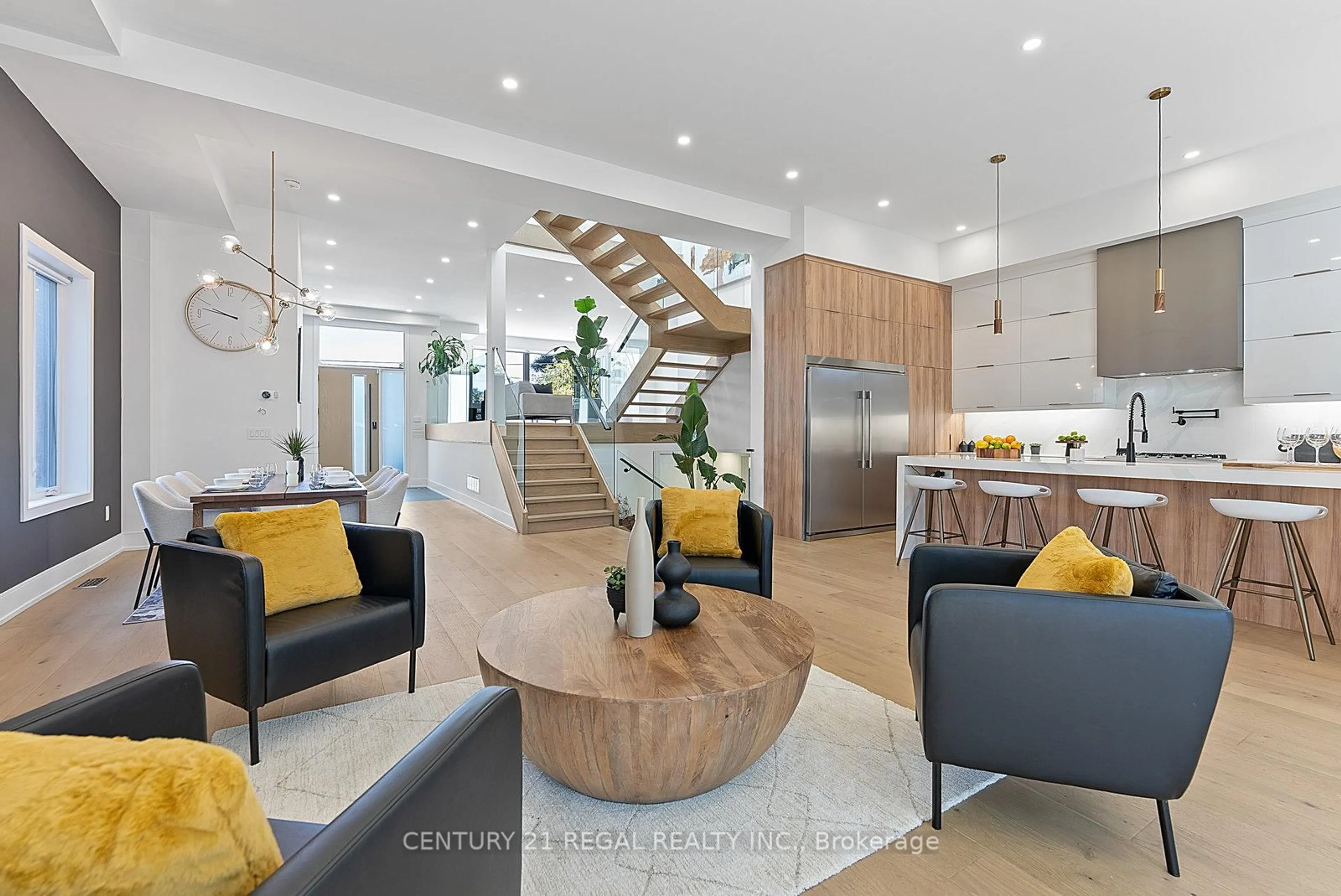 Open concept kitchen, unknown for 84 Bexhill Ave, Toronto Ontario M1L 3C1
