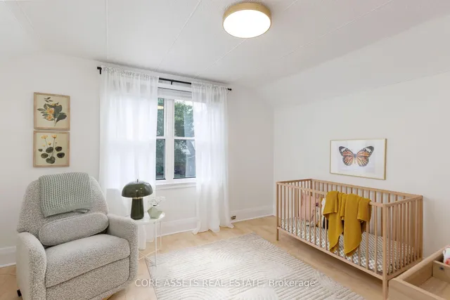 Primary image of 21 West Lynn Ave