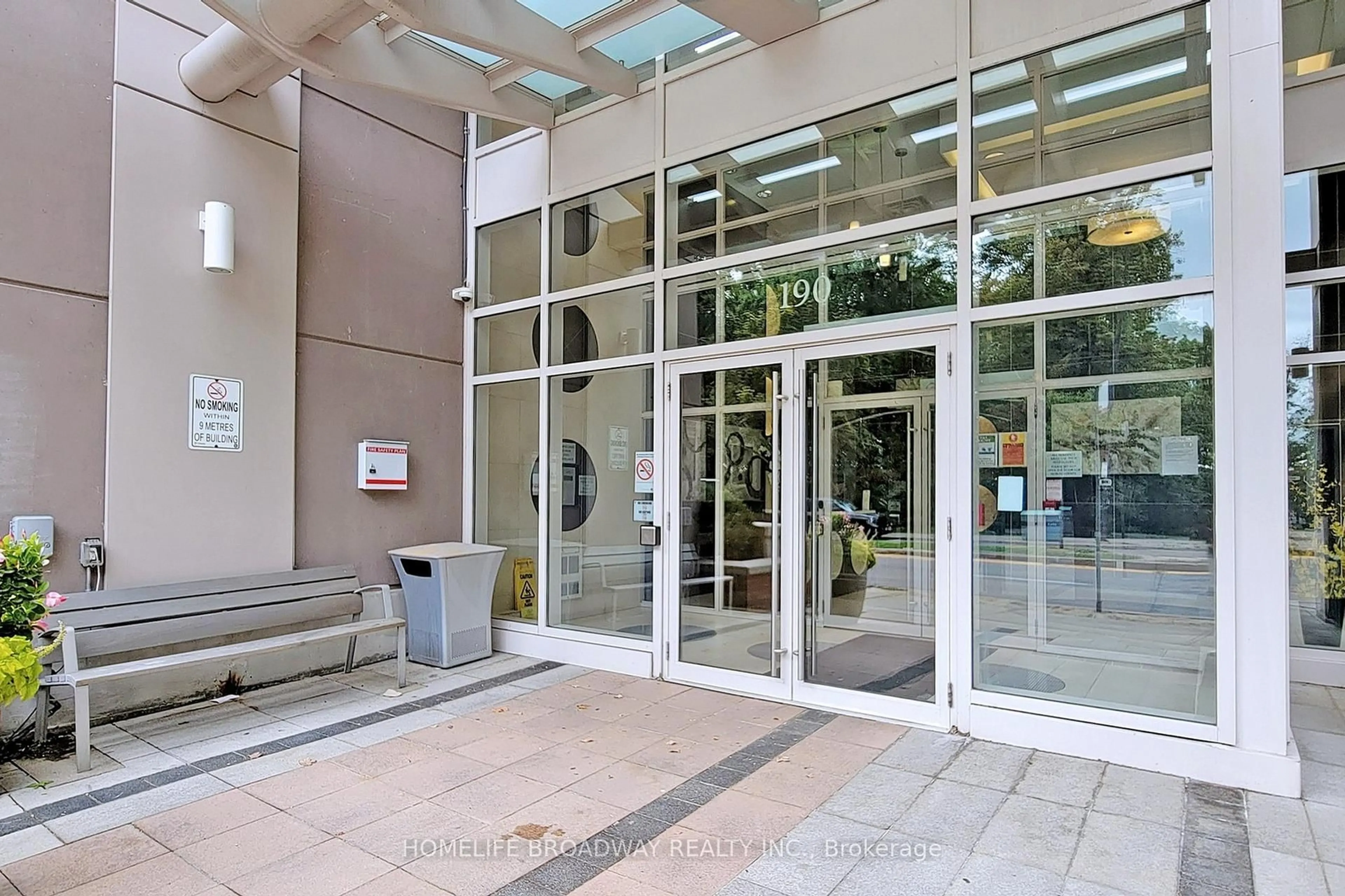 Indoor foyer for 190 Borough Dr #803, Toronto Ontario M1P 0B6