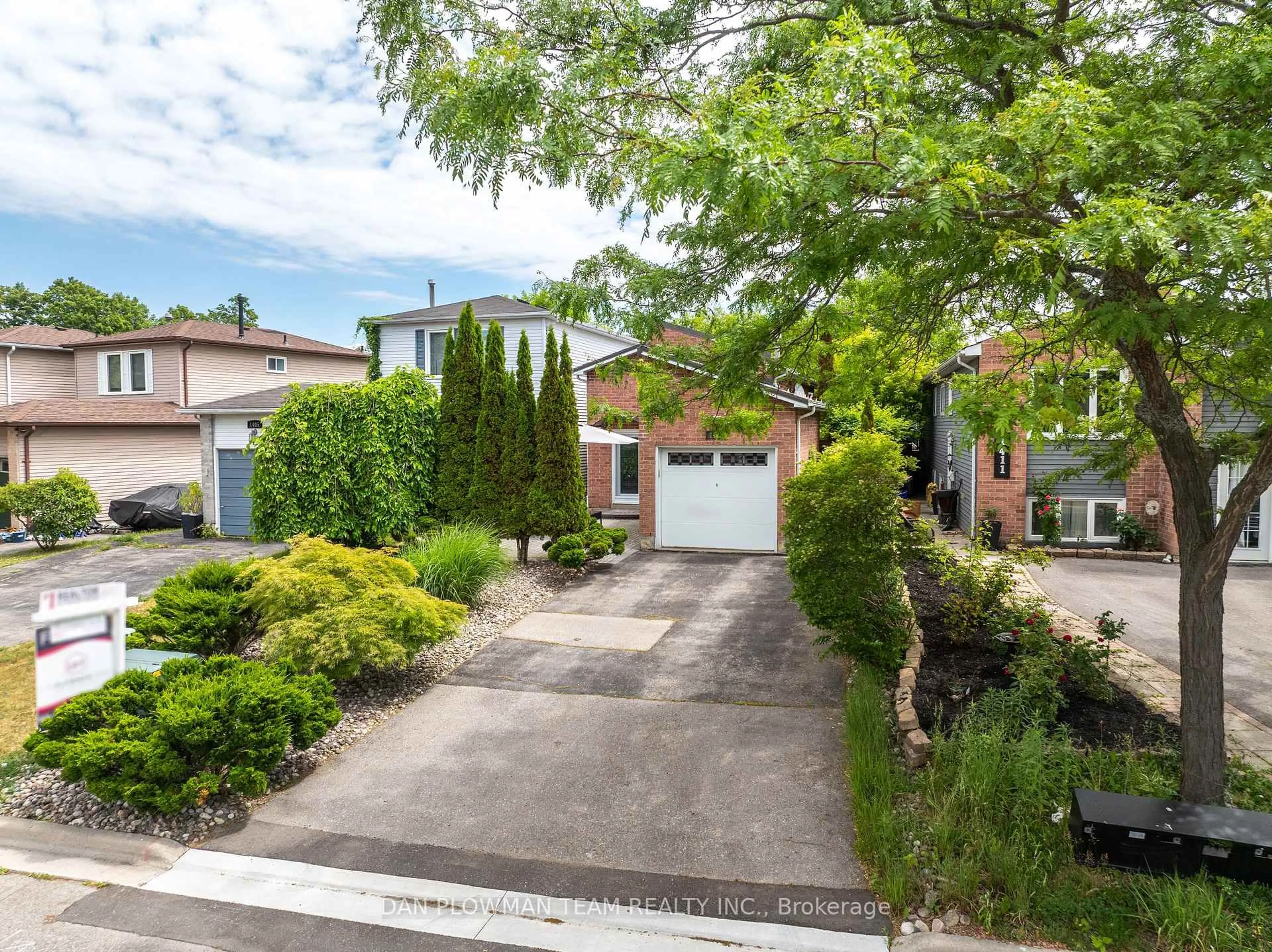 Unknown for 1407 Outlet Dr, Oshawa Ontario L1J 7Z2