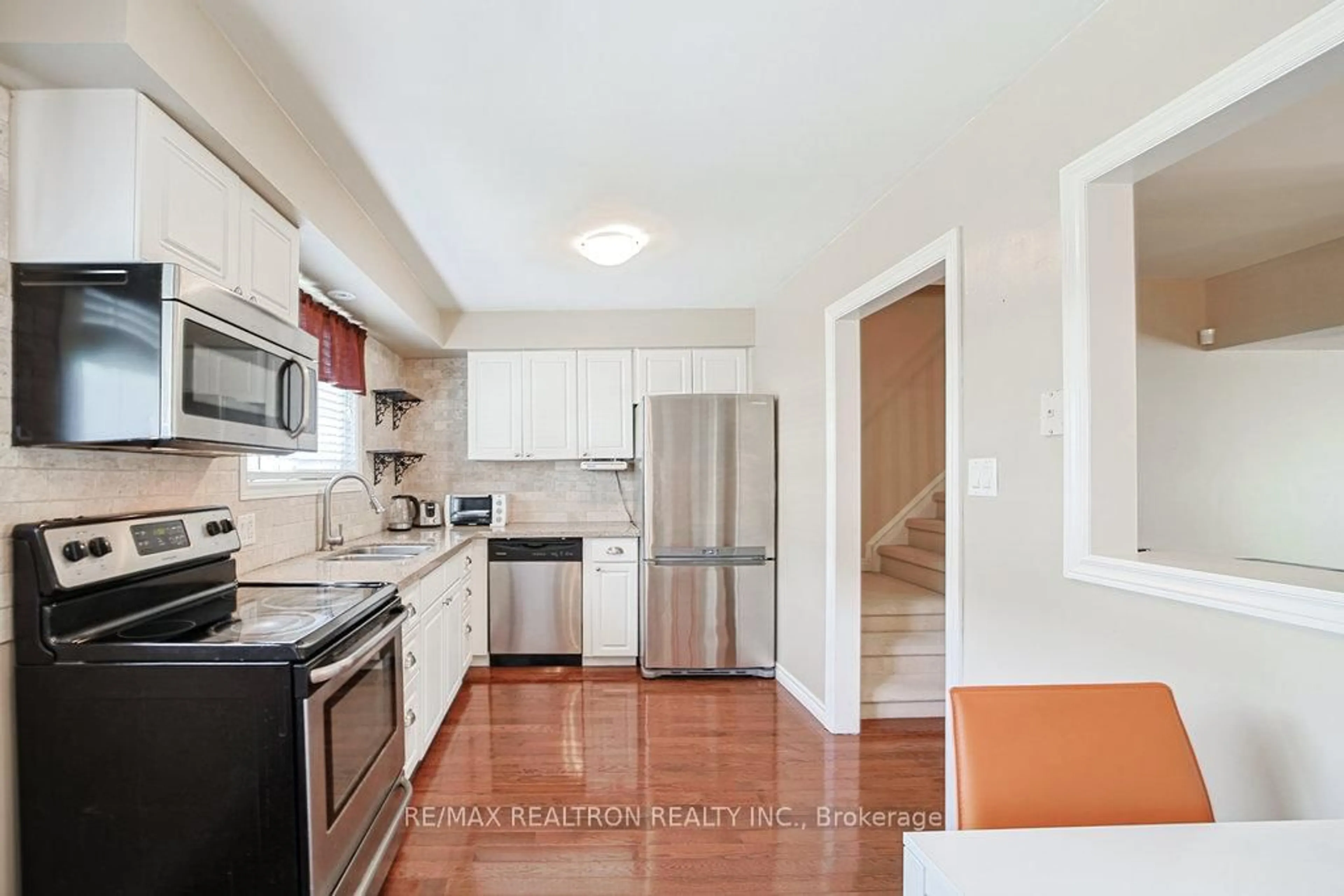Standard kitchen, ceramic/tile floor for 1350 Glenanna Rd #38, Pickering Ontario L1V 2V9