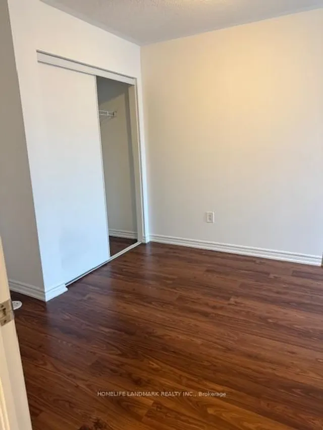 Additional image 8 of 15 Heron Park Pl Unit 14