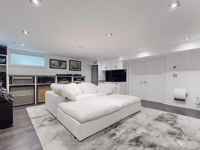 Additional image 8 of 330 Cedarvale Ave