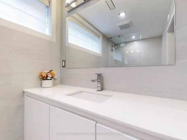 Additional image 4 of 330 Cedarvale Ave