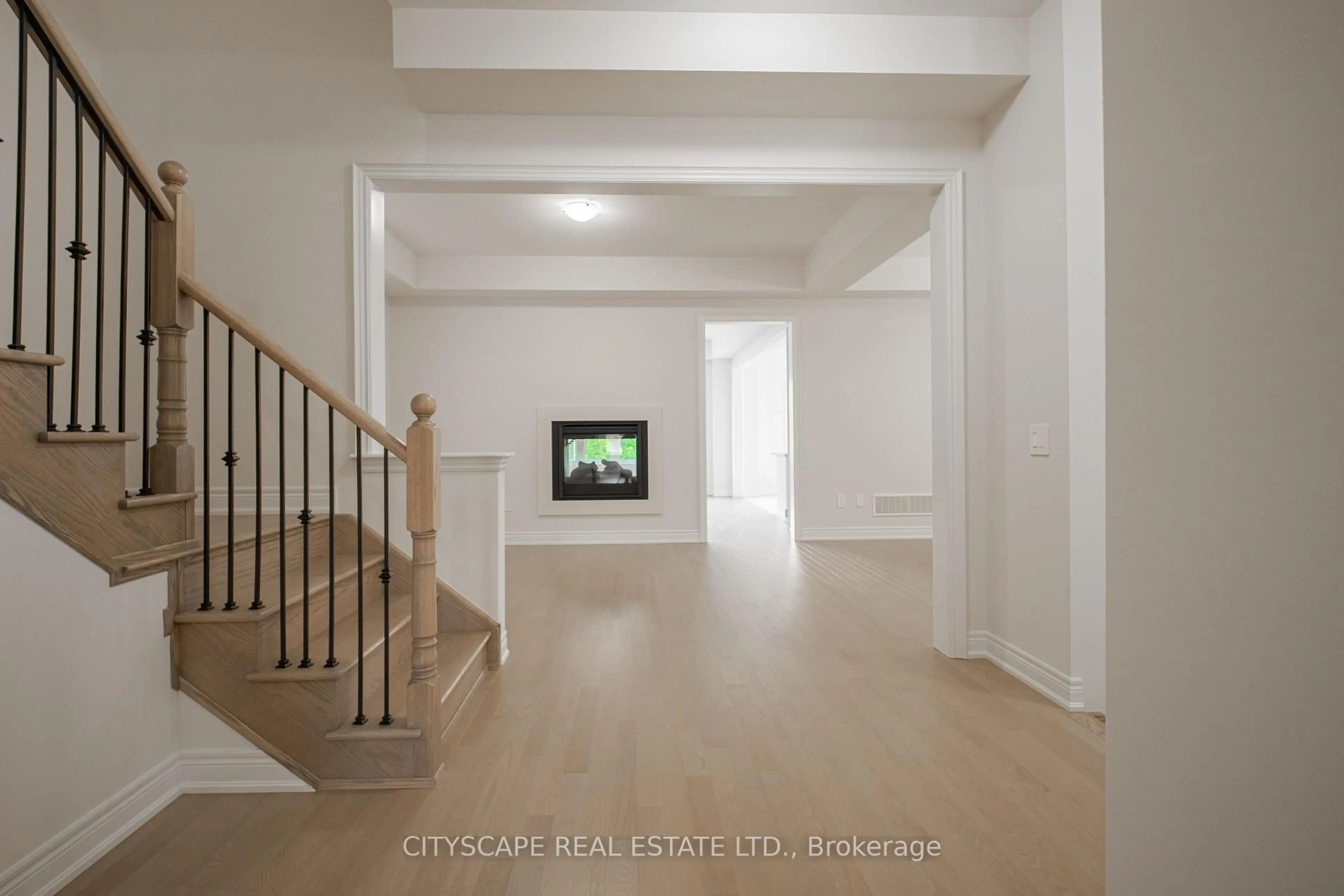 Indoor entryway for 2876 Shortreed Gardens, Pickering Ontario L1X 0R6