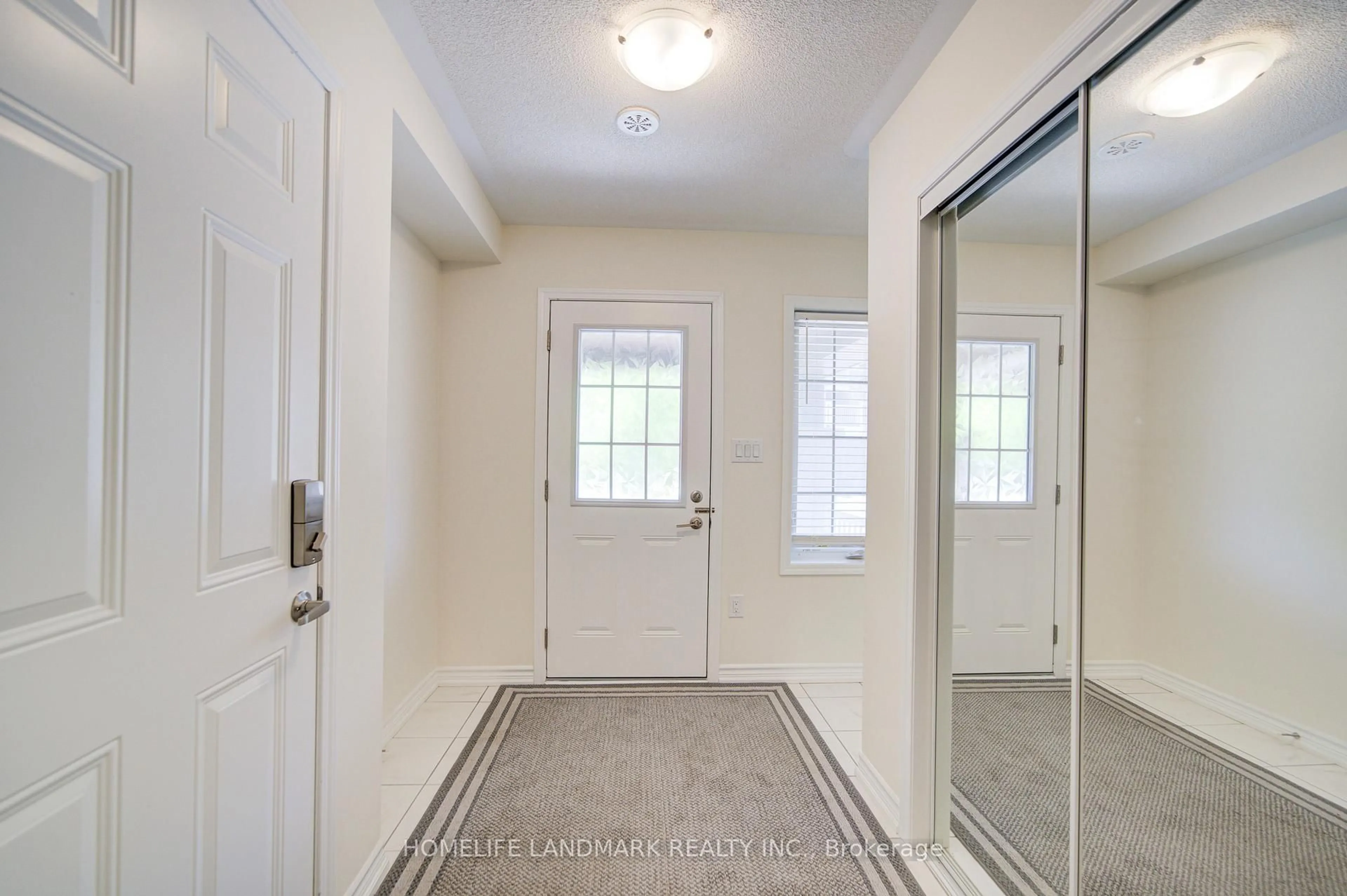 Indoor entryway for 14 Goldeye St, Whitby Ontario L1P 0E5