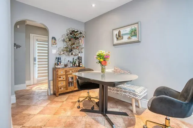 Additional property image - 76 Don Valley Dr