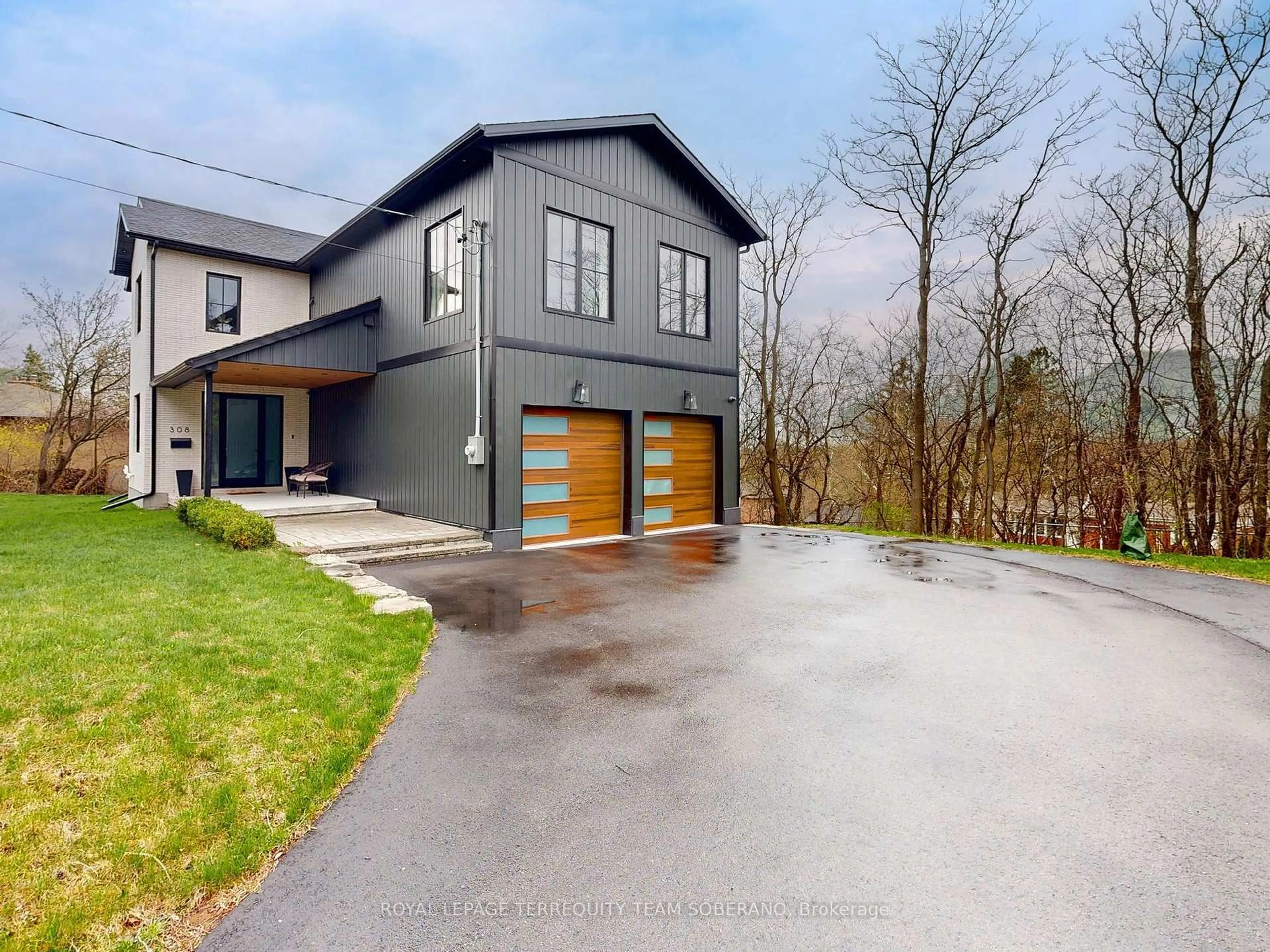 Home with brick exterior material, street for 308 Ridgewood Rd, Toronto Ontario M1C 2X2