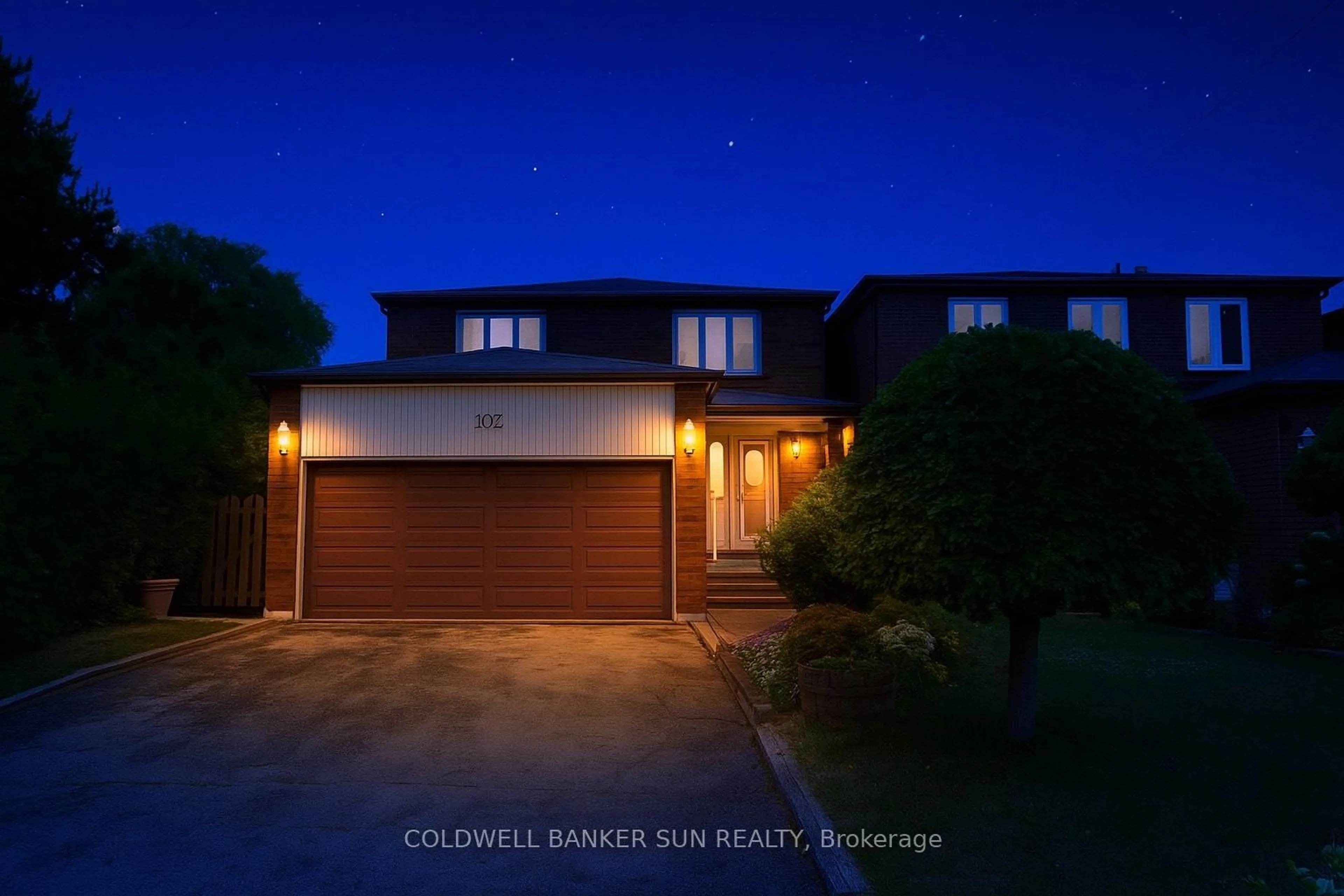 A pic from outside/outdoor area/front of a property/back of a property/a pic from drone, street for 107 Orton Park Rd, Toronto Ontario M1G 3G9