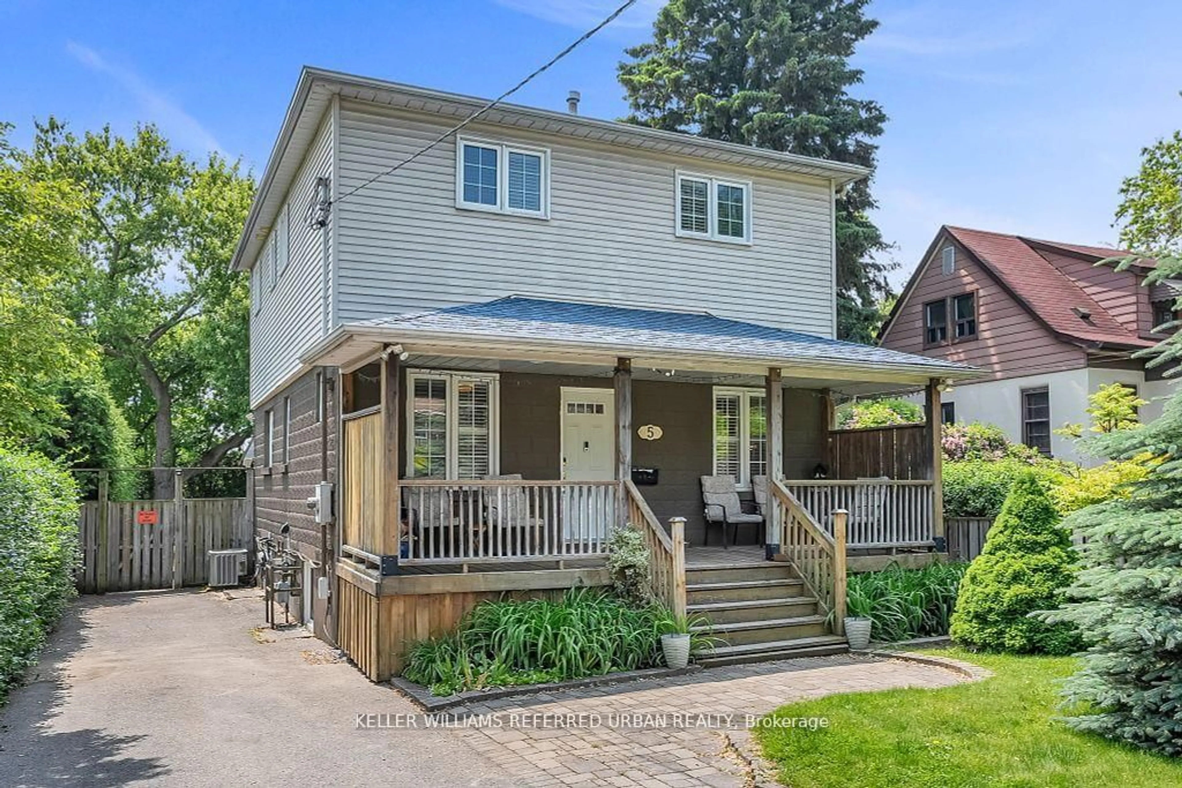 Unknown for 5 Donora Dr, Toronto Ontario M4B 1B3