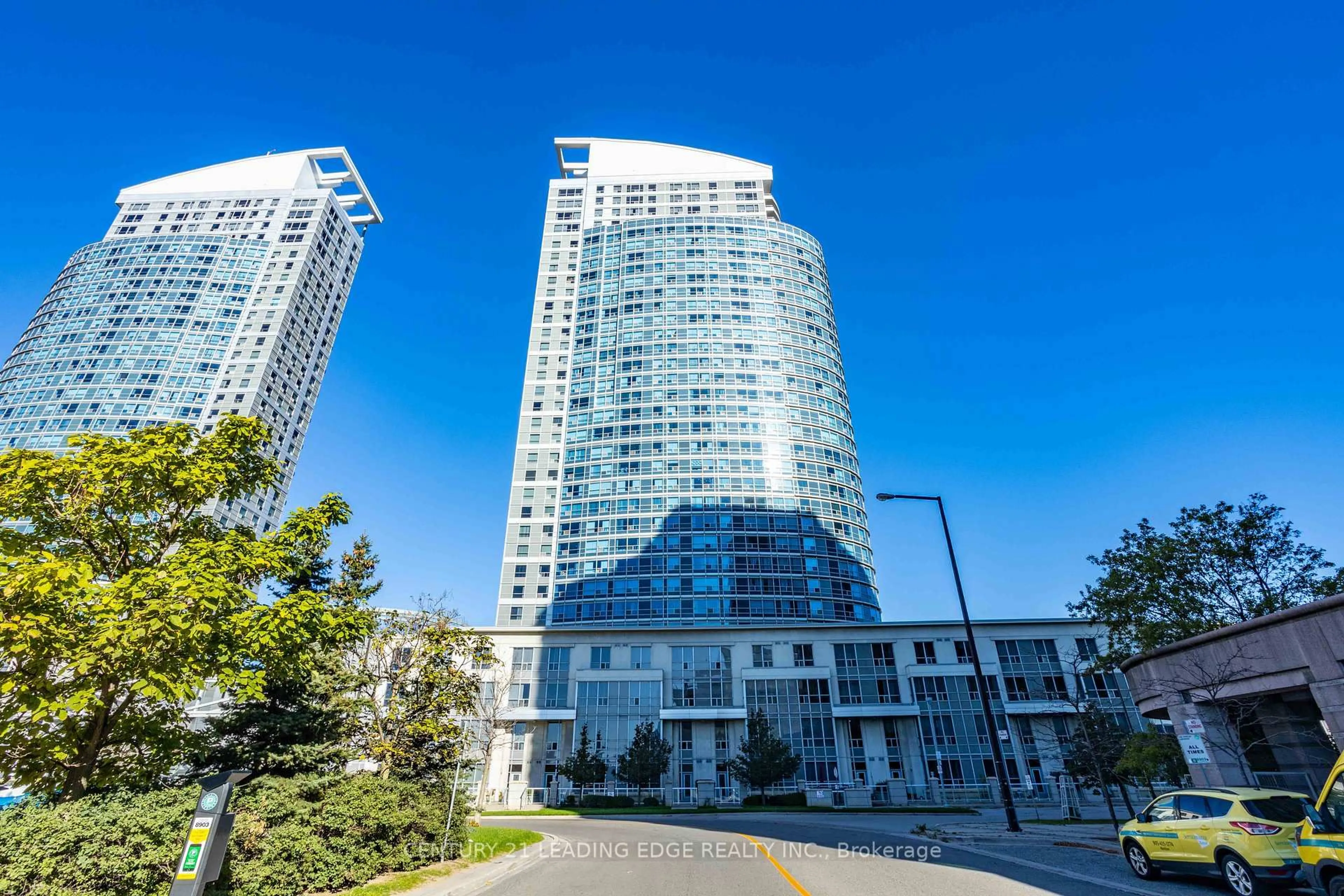 Unknown for 38 Lee Centre Dr #2112, Toronto Ontario M1H 3J7