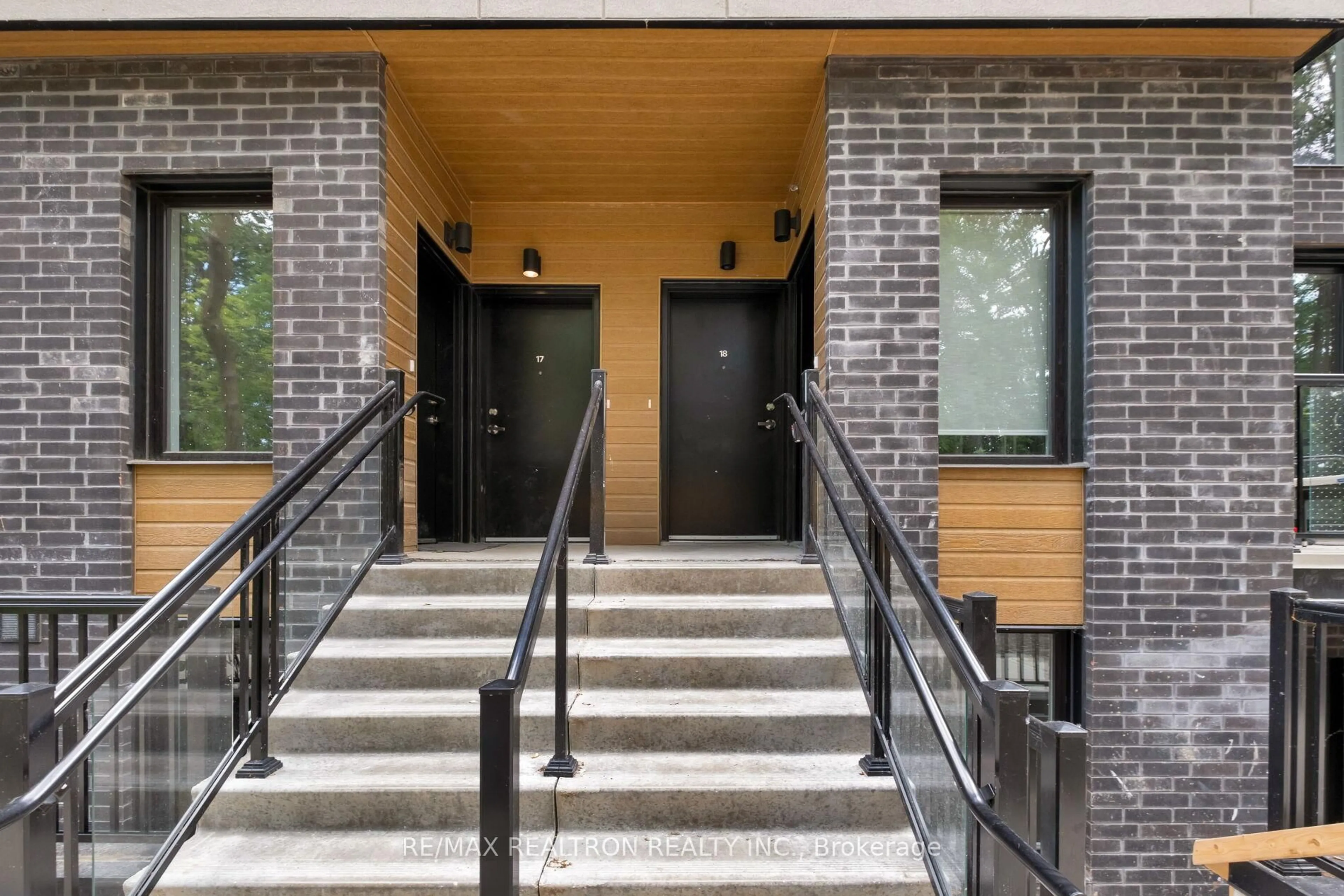Unknown for 172 Clonmore Dr, Toronto Ontario M1N 1Y1