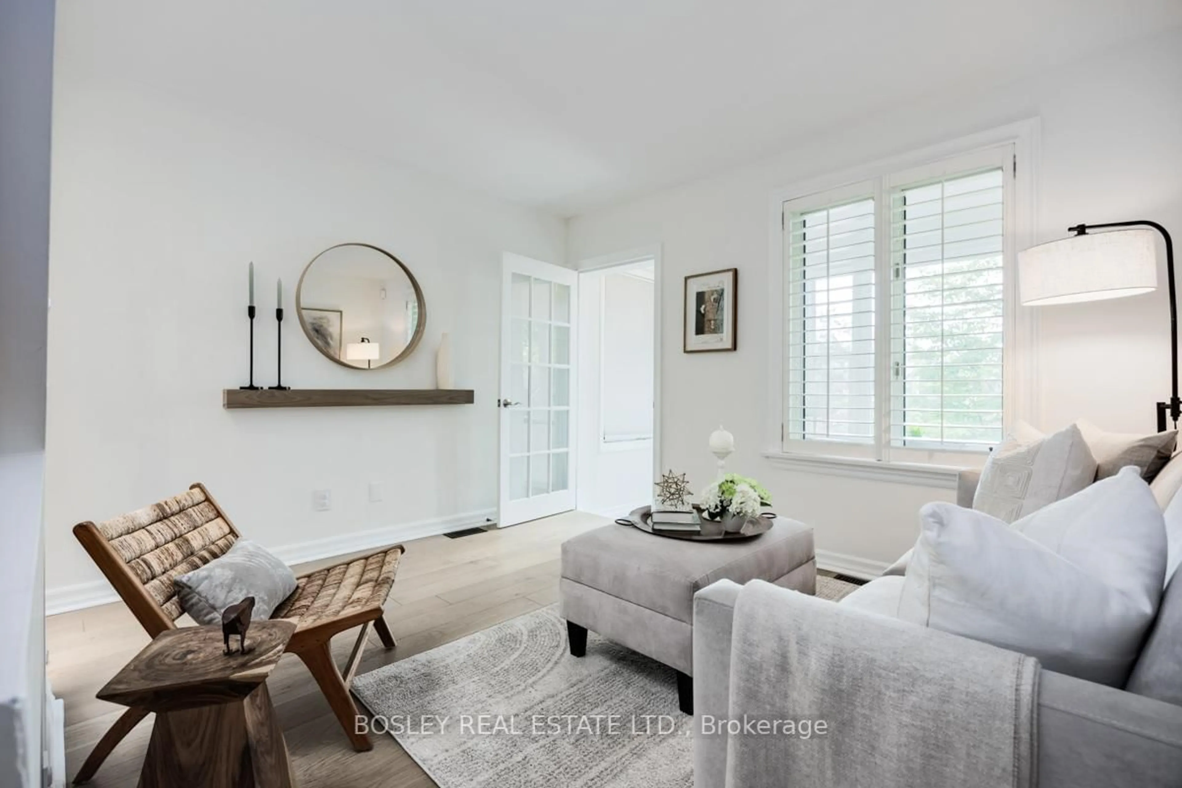 Living room with furniture, unknown for 40 Corley Ave, Toronto Ontario M4E 1T9