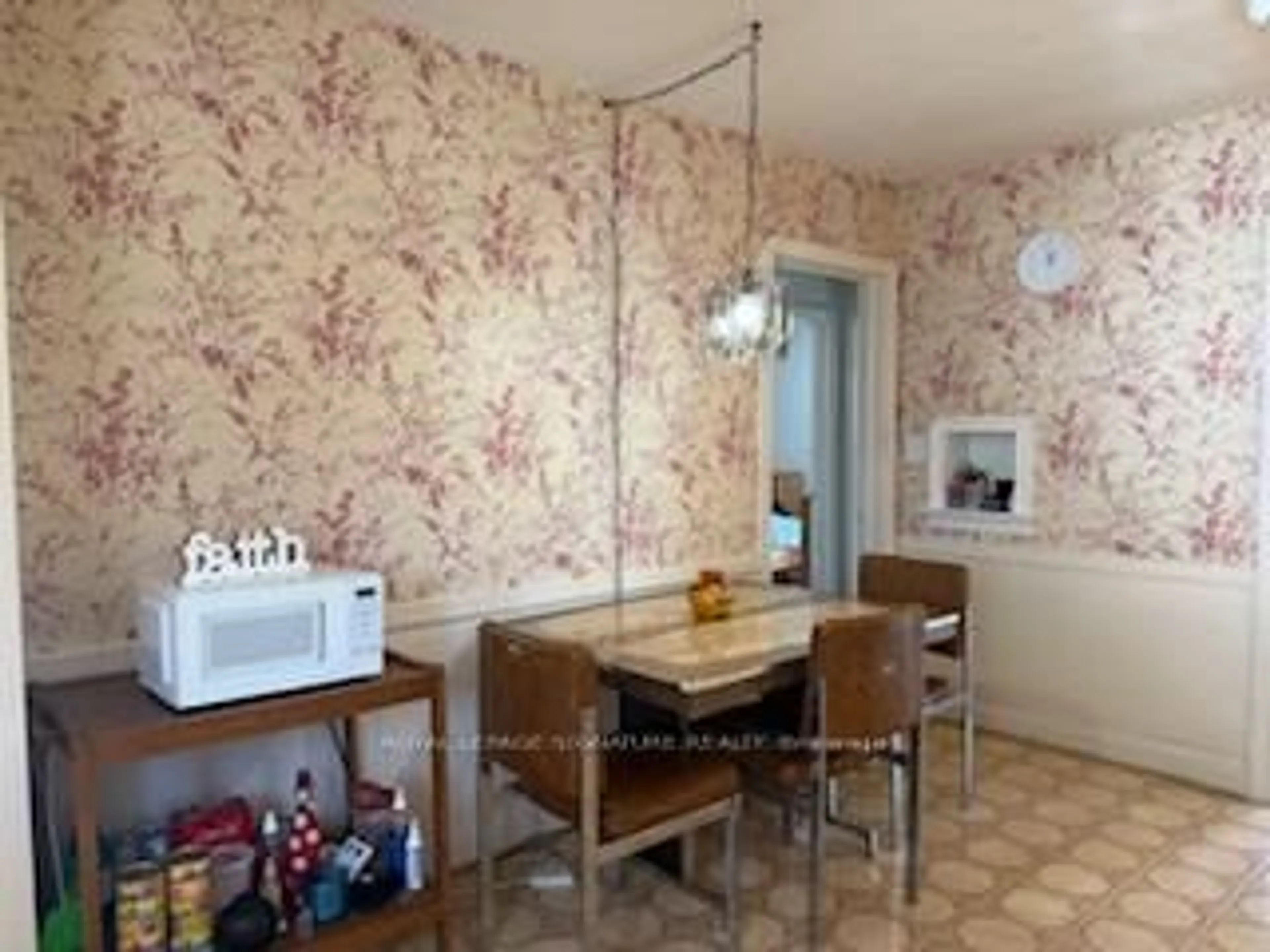 A pic of a room for 7 Brumwell St, Toronto Ontario M1C 2K7