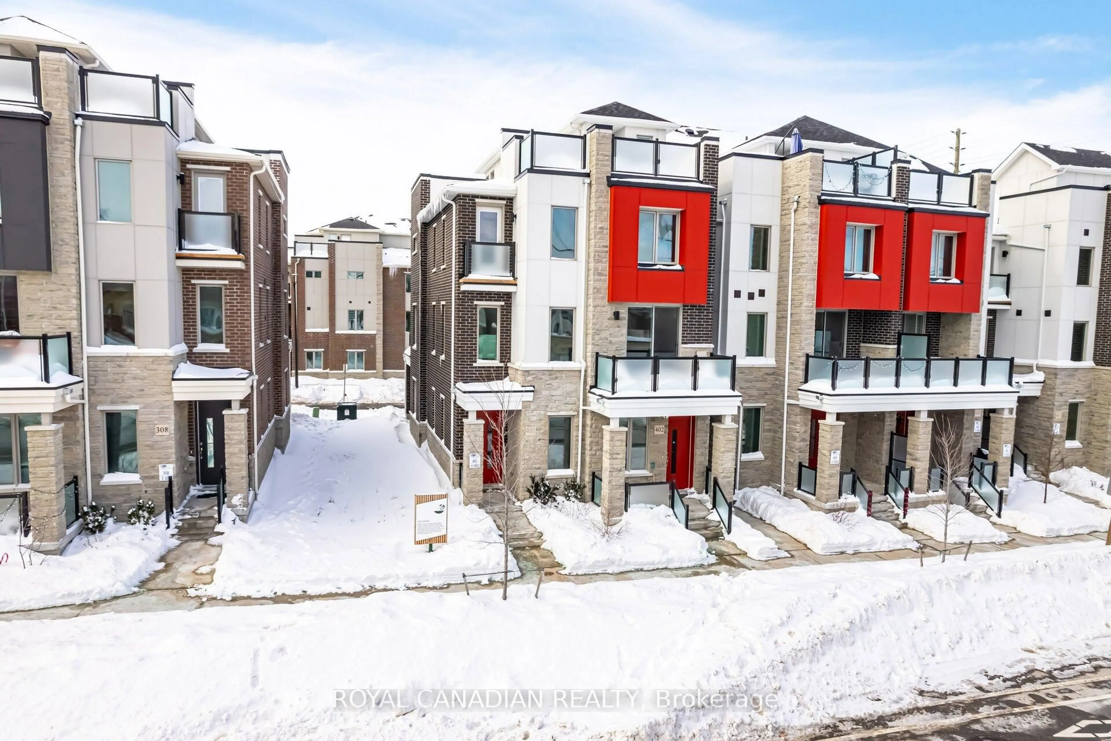 A pic from outside/outdoor area/front of a property/back of a property/a pic from drone, street for 1034 Reflection Pl #401, Pickering Ontario L1X 0L1