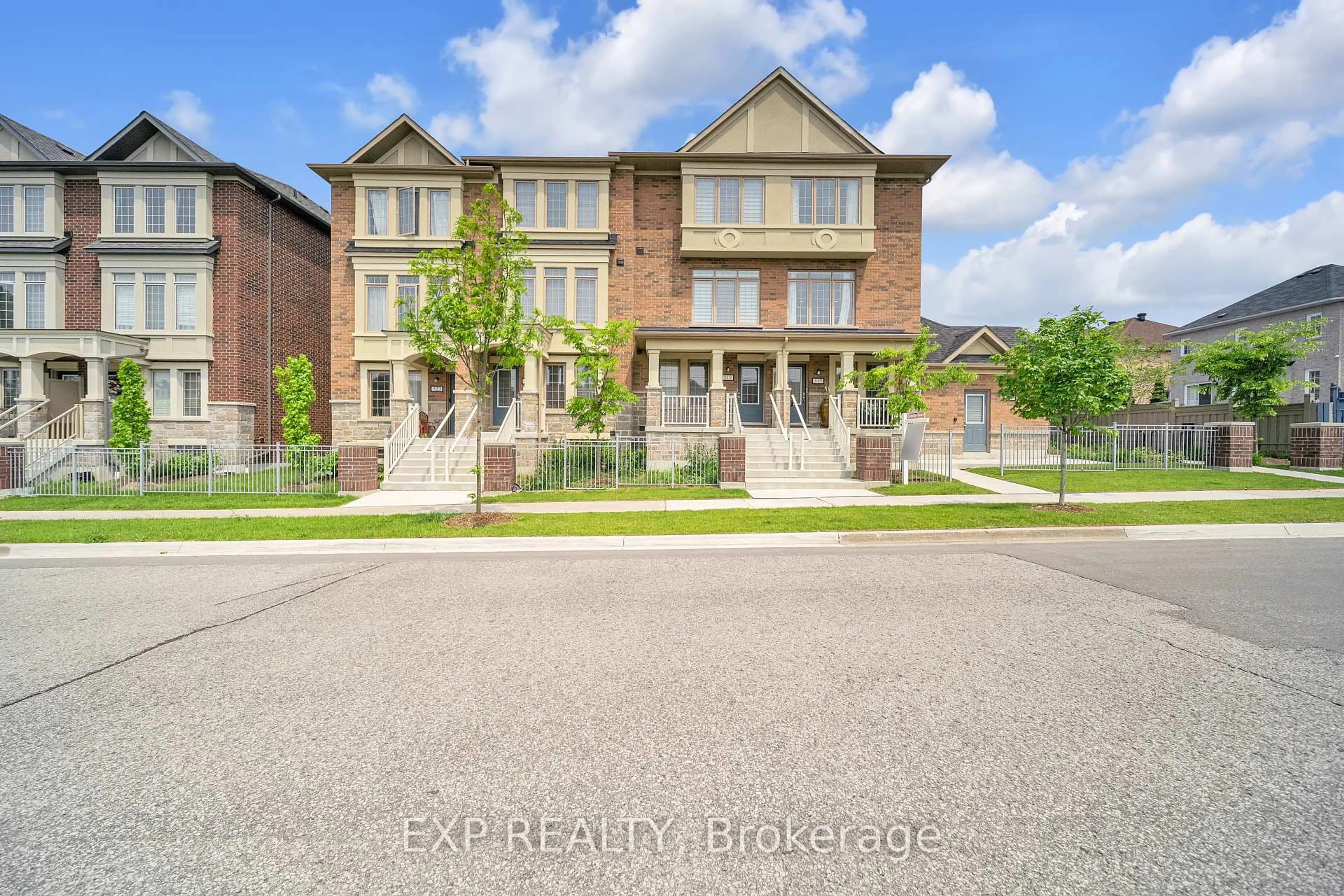 Home with brick exterior material, street for 517 Old Harwood Ave, Ajax Ontario L1Z 0V2