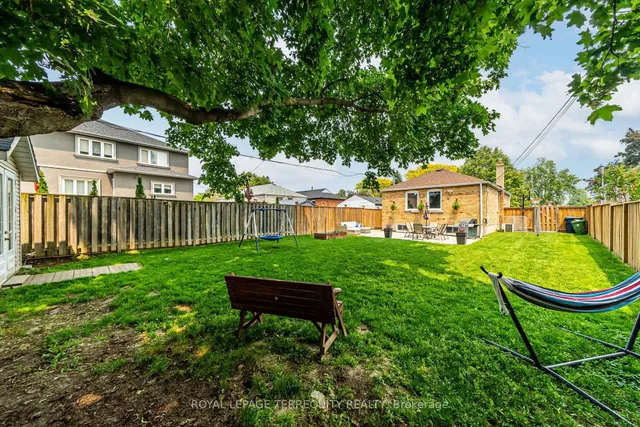 Additional property image - 33 Mendip Cres