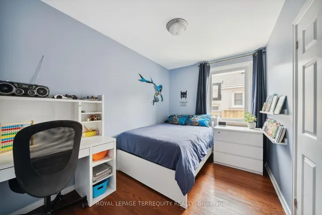 Additional property image - 33 Mendip Cres