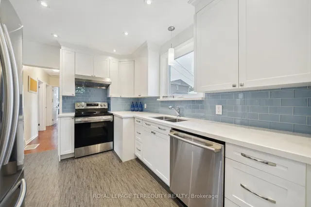 Additional property image - 33 Mendip Cres