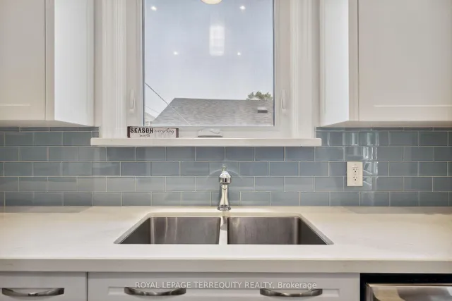 Additional property image - 33 Mendip Cres
