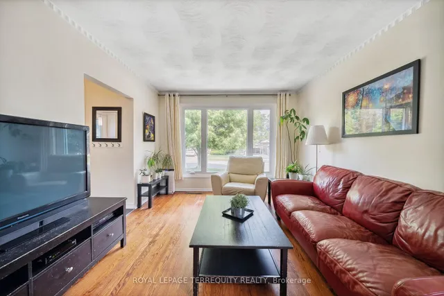 Additional property image - 33 Mendip Cres