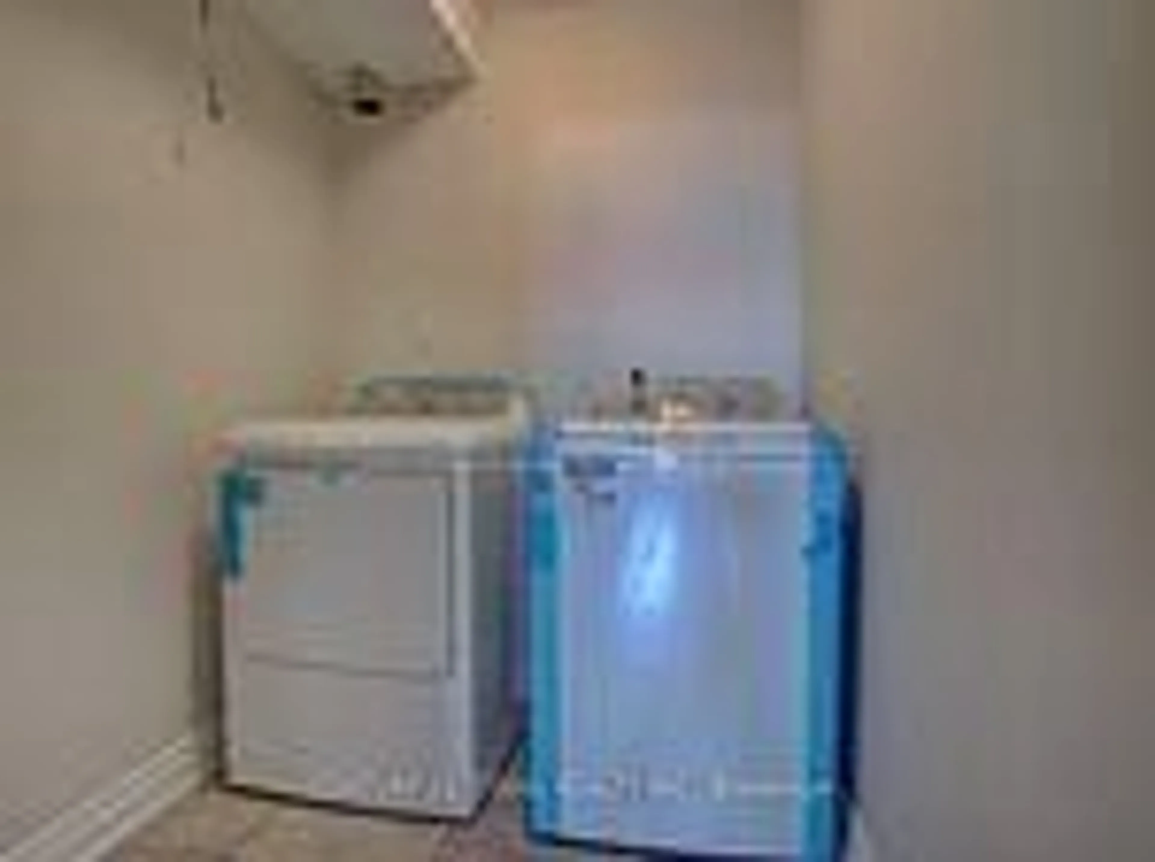 Laundry room for 100 Wingarden Crt #1715, Toronto Ontario M1B 2P4