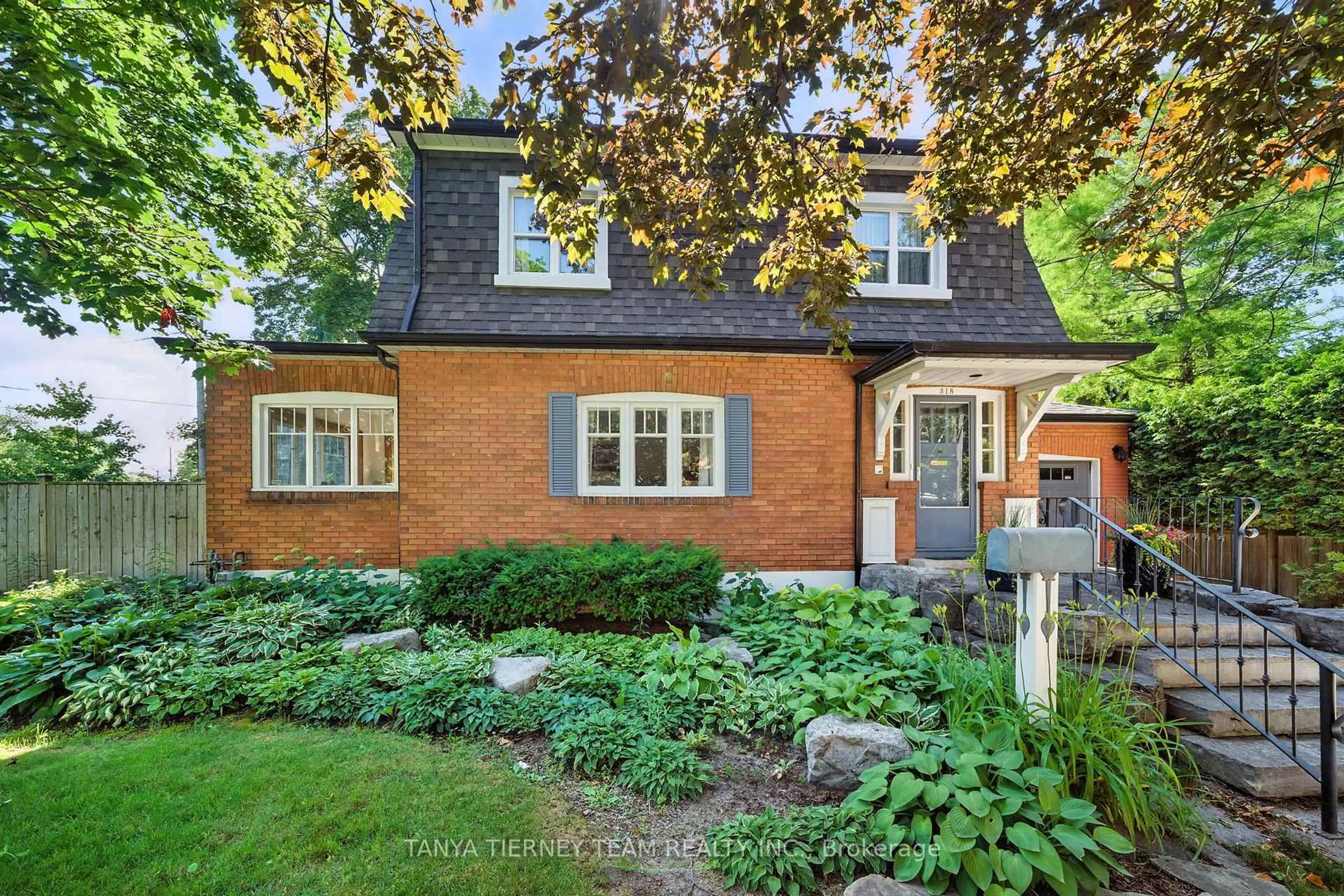 Home with brick exterior material, street for 318 Centre St, Whitby Ontario L1N 4V9