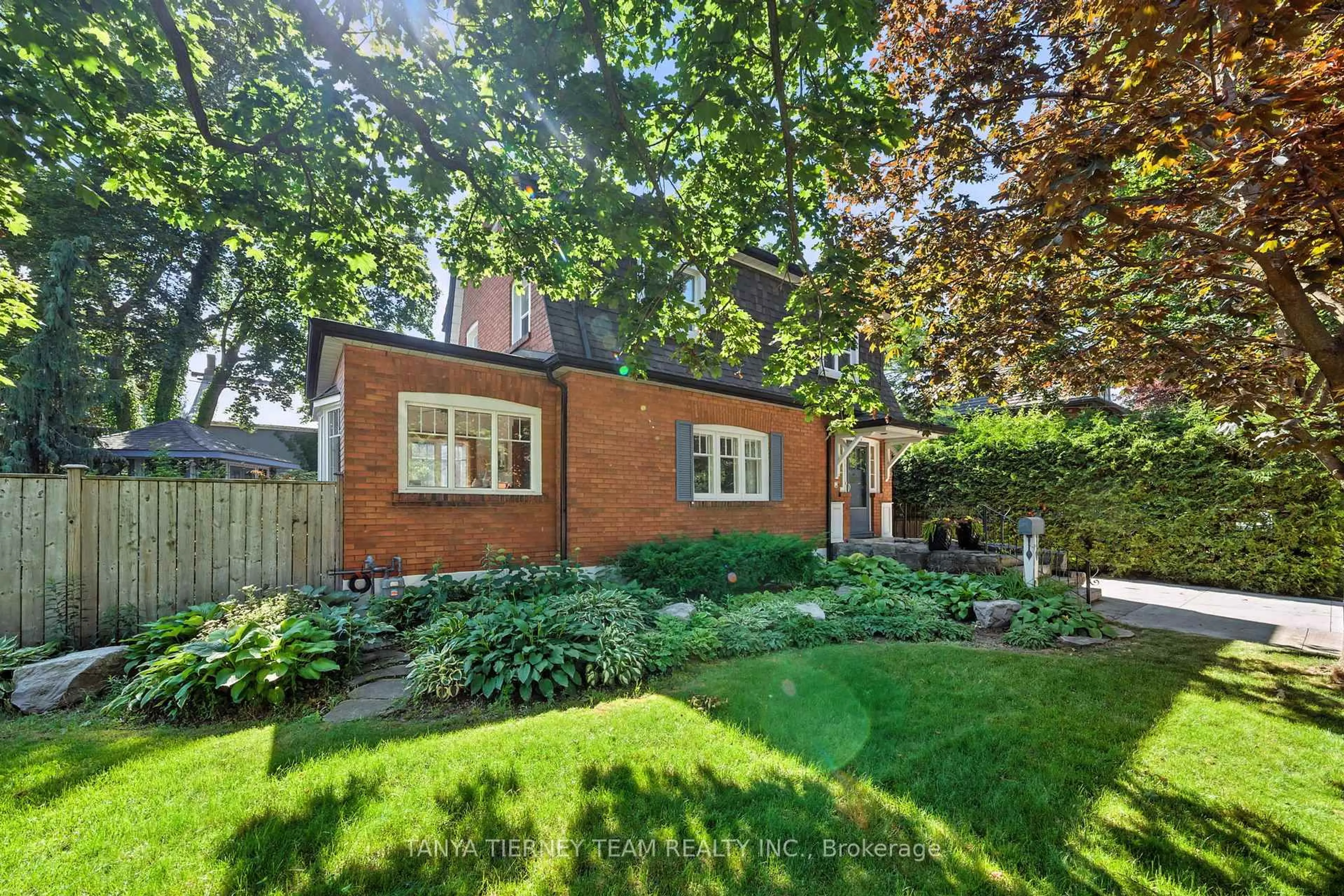 Home with brick exterior material, street for 318 Centre St, Whitby Ontario L1N 4V9