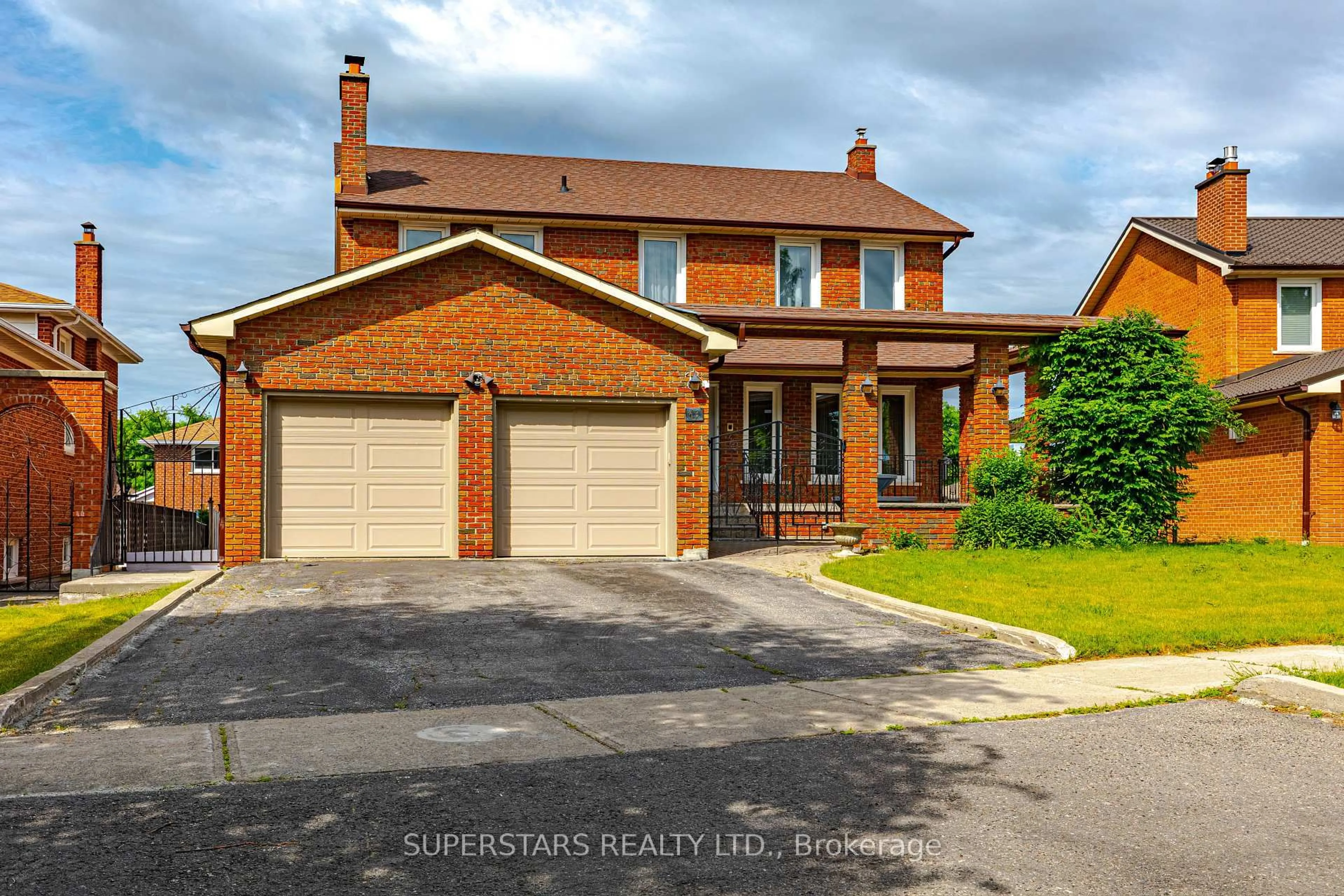 Home with brick exterior material, street for 63 Lambeth Sq, Toronto Ontario M1W 3B3