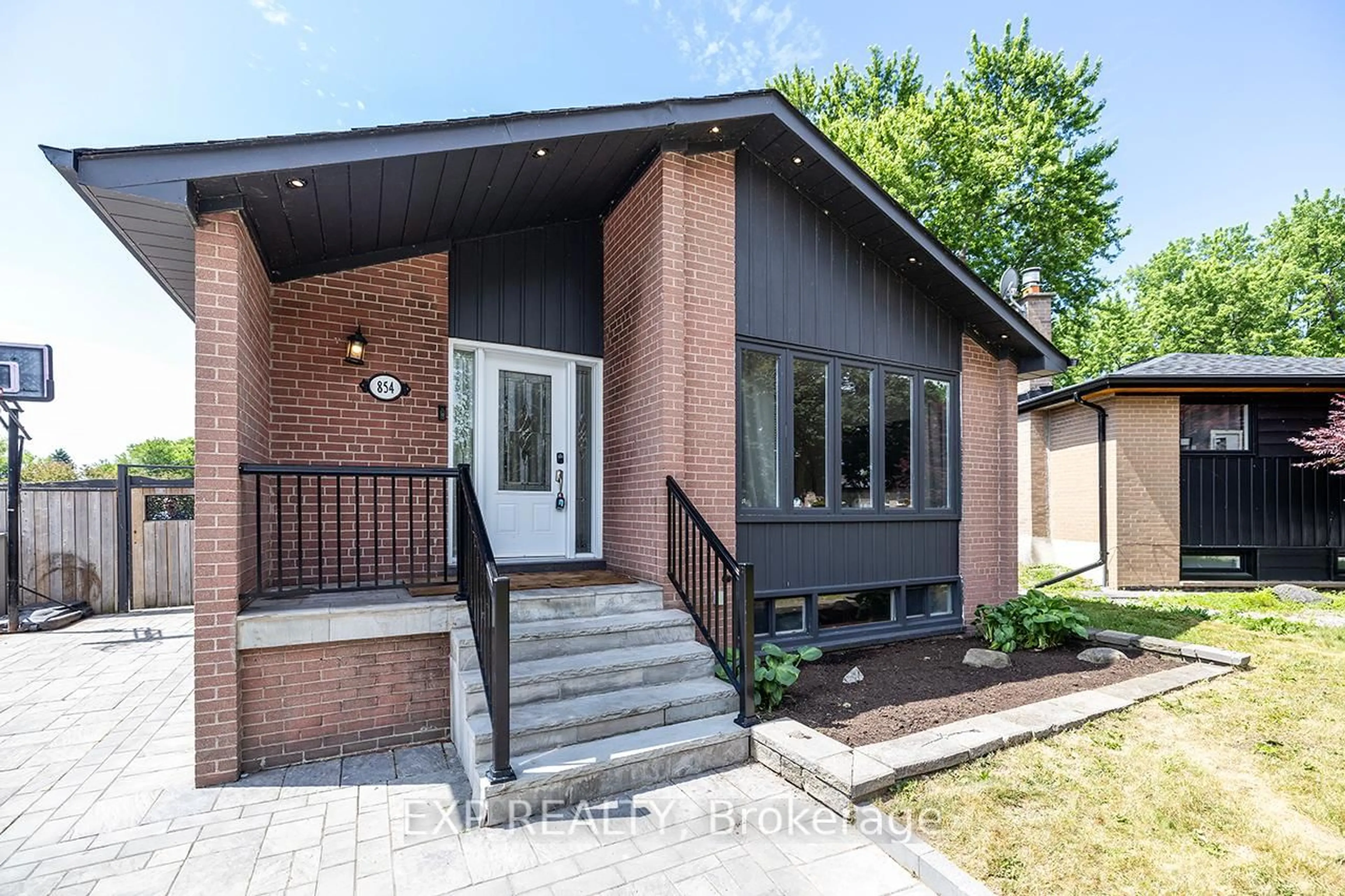 Home with brick exterior material, street for 854 Antonio St, Pickering Ontario L1W 1T3